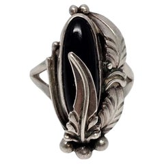 Anillo nativo americano Nakai de plata de ley con plumas de ónix Tamaño 7 1/4 #19110