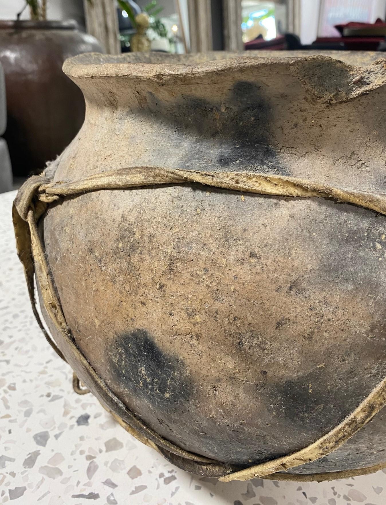 Native American Navajo Indian Hand Built Clay Pottery Bowl Jar Pot, 19th Century 10