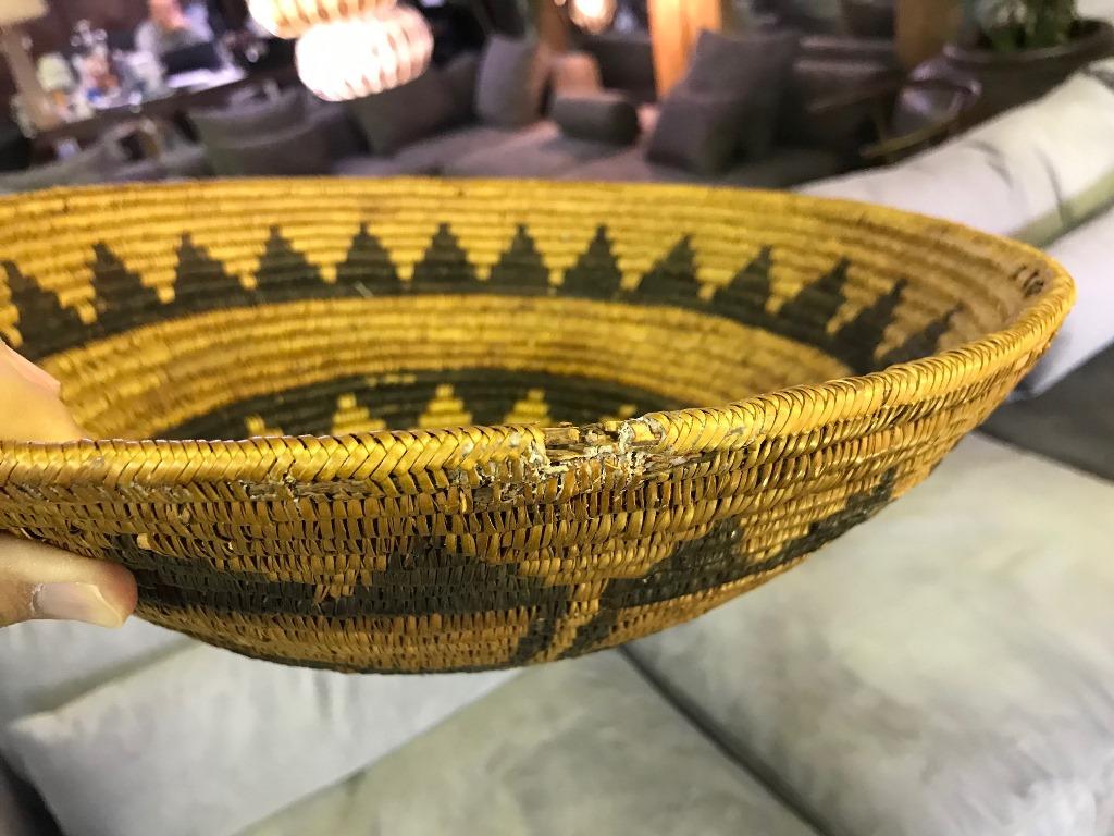 Native American Navajo Tribe Unique Handwoven Large Coil Wedding Basket In Good Condition In Studio City, CA