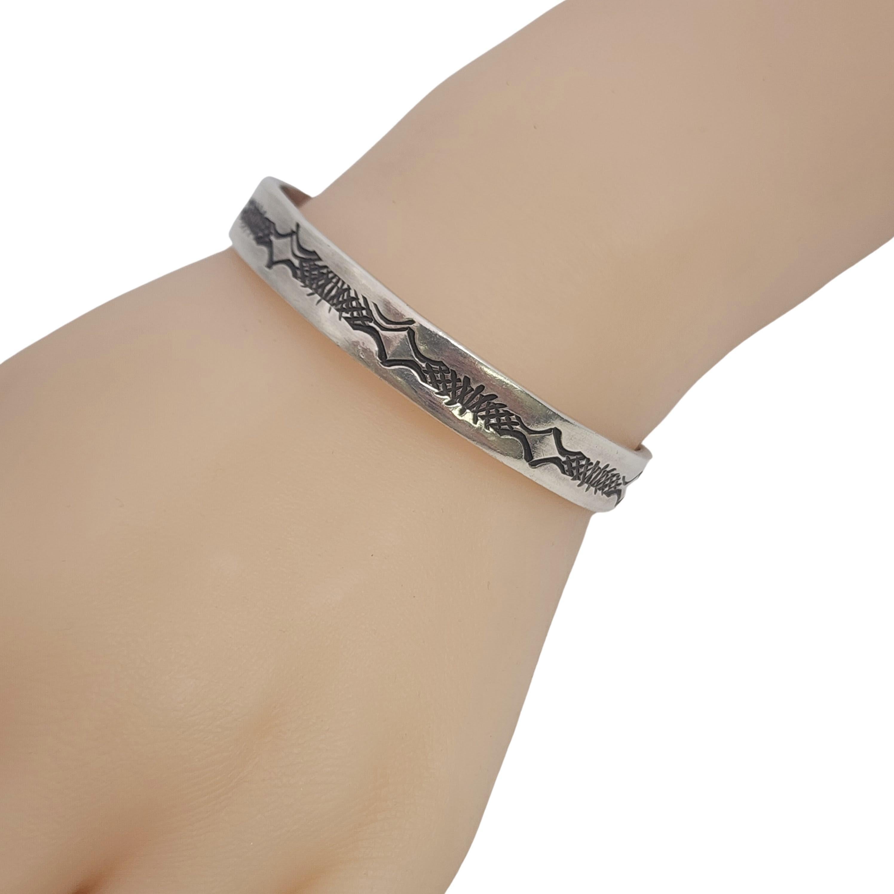 Native American Nora Tahe Sterling Silver Stamped Cuff Bracelet #18604 For Sale 5