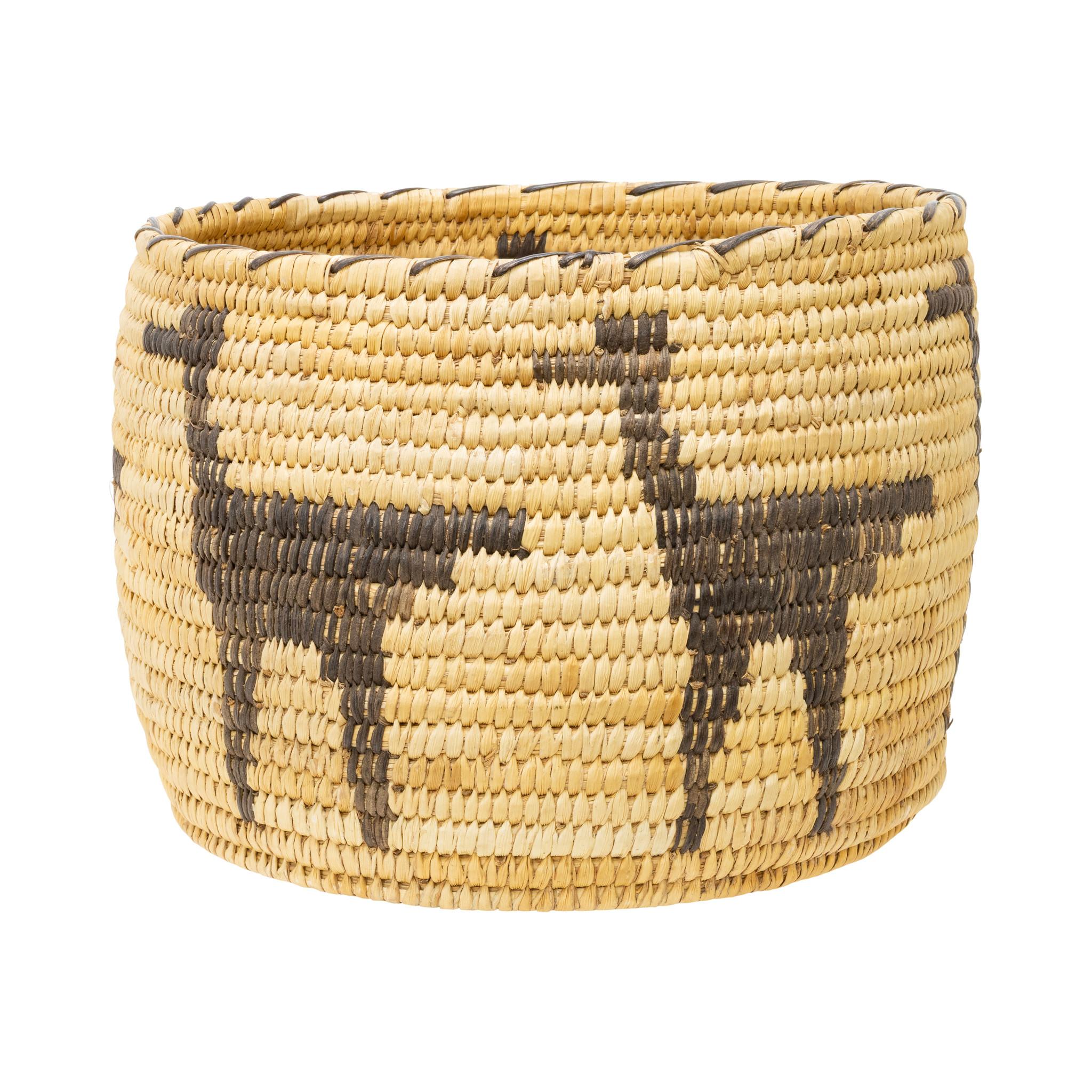 Native American Papago Basket In Good Condition For Sale In Coeur d'Alene, ID