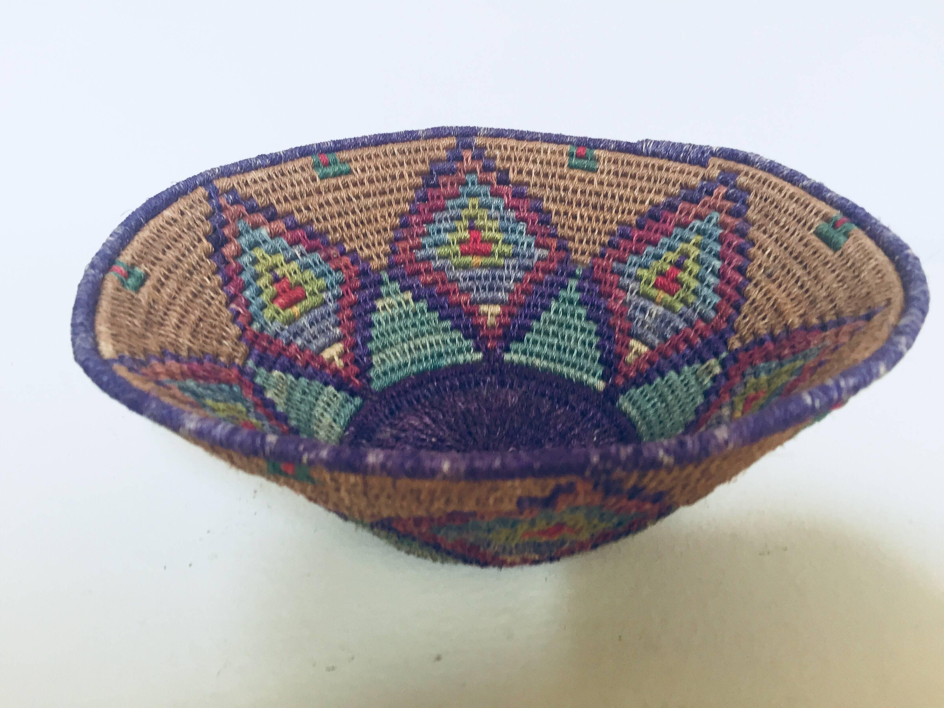 Native American Polychrome Seagrass and Silk Woven Basket In Good Condition In North Hollywood, CA