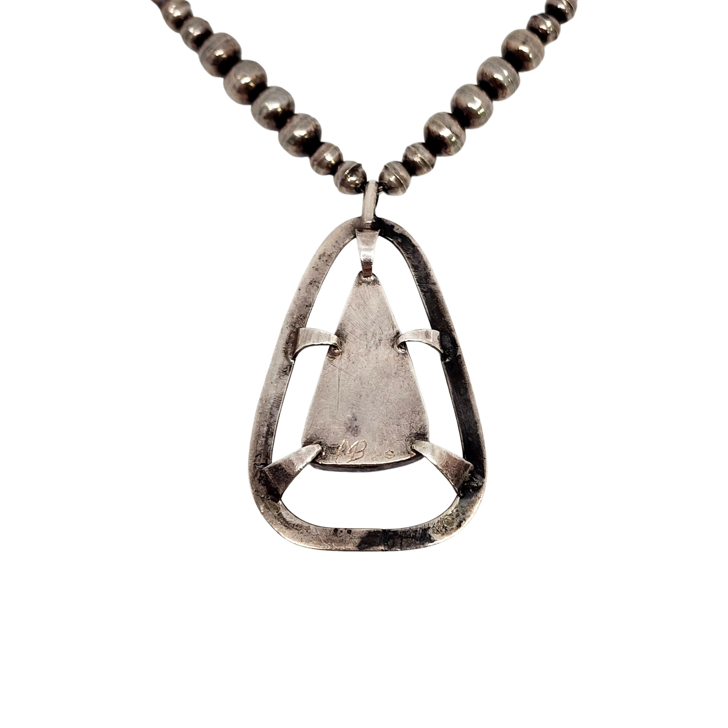 Collana di perle in argento MB firmata dai nativi americani Ciondolo grande in turchese in vendita 1
