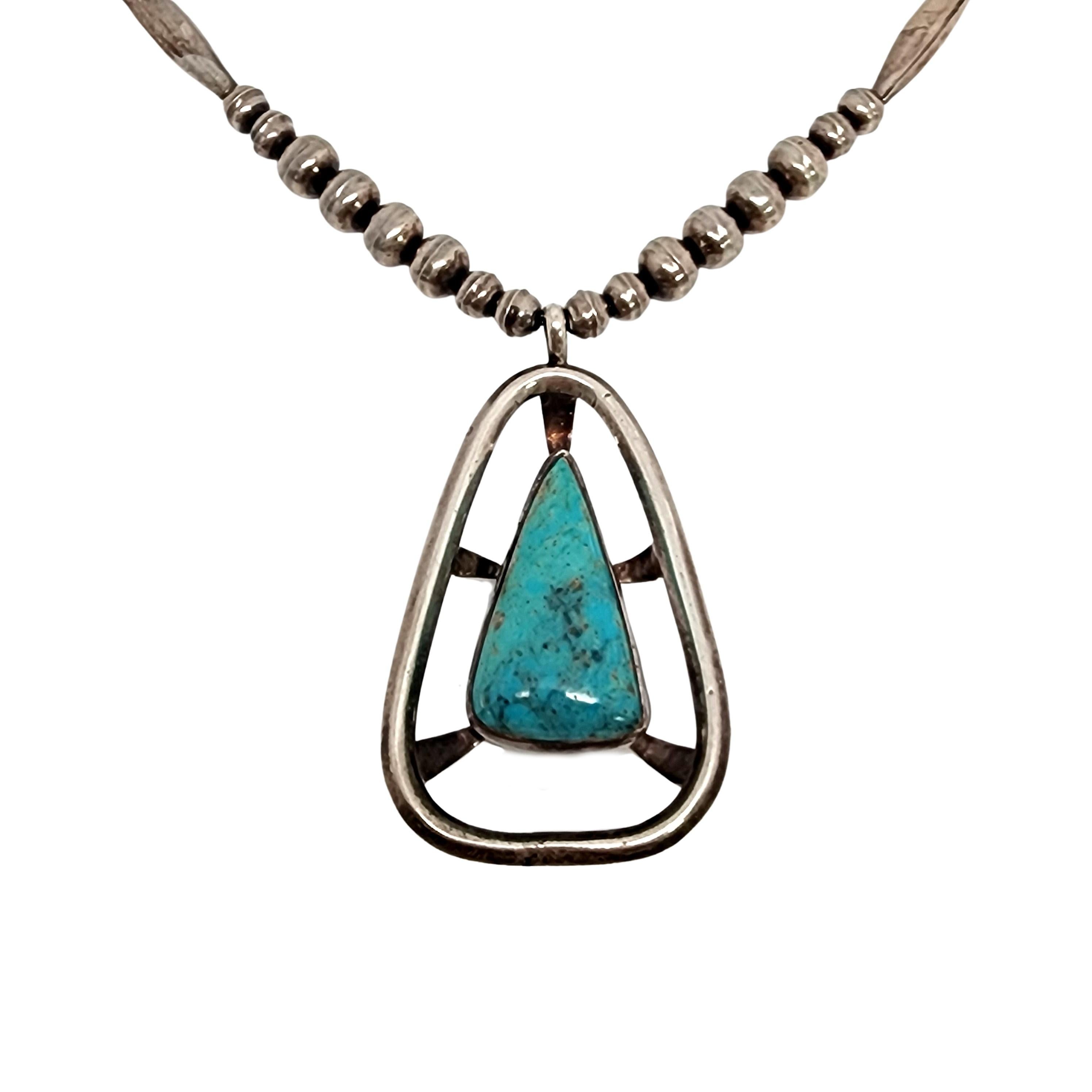 Collana di perle in argento MB firmata dai nativi americani Ciondolo grande in turchese in vendita 2