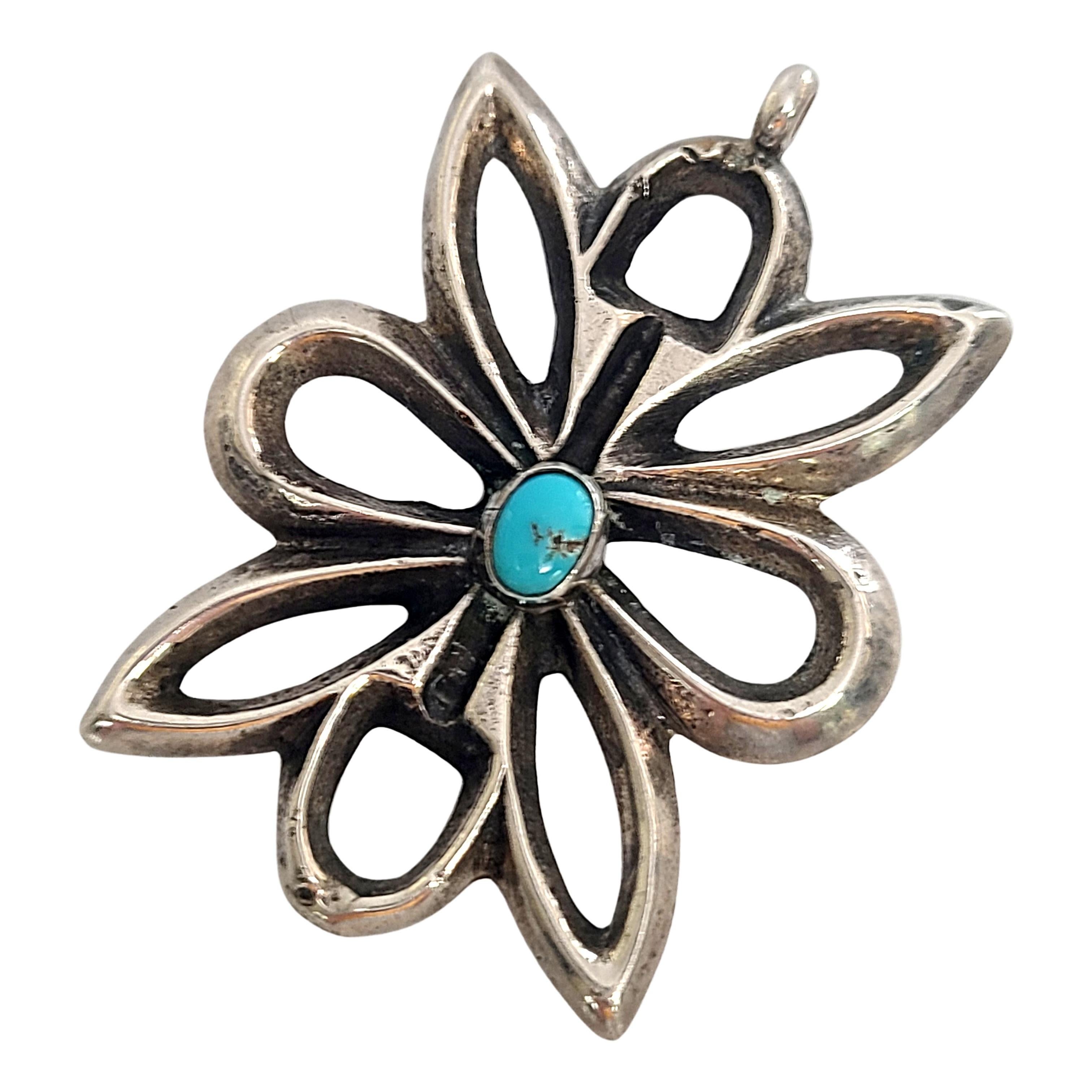 Native American Silver Turquoise Sand Cast Flower Pendant In Good Condition In Washington Depot, CT