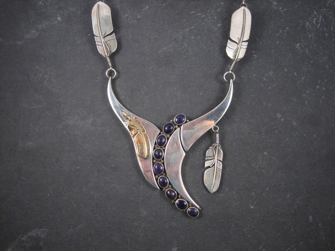 Native American Sugilite-Feder-Halskette Wilbert Cora Vandever im Angebot 4