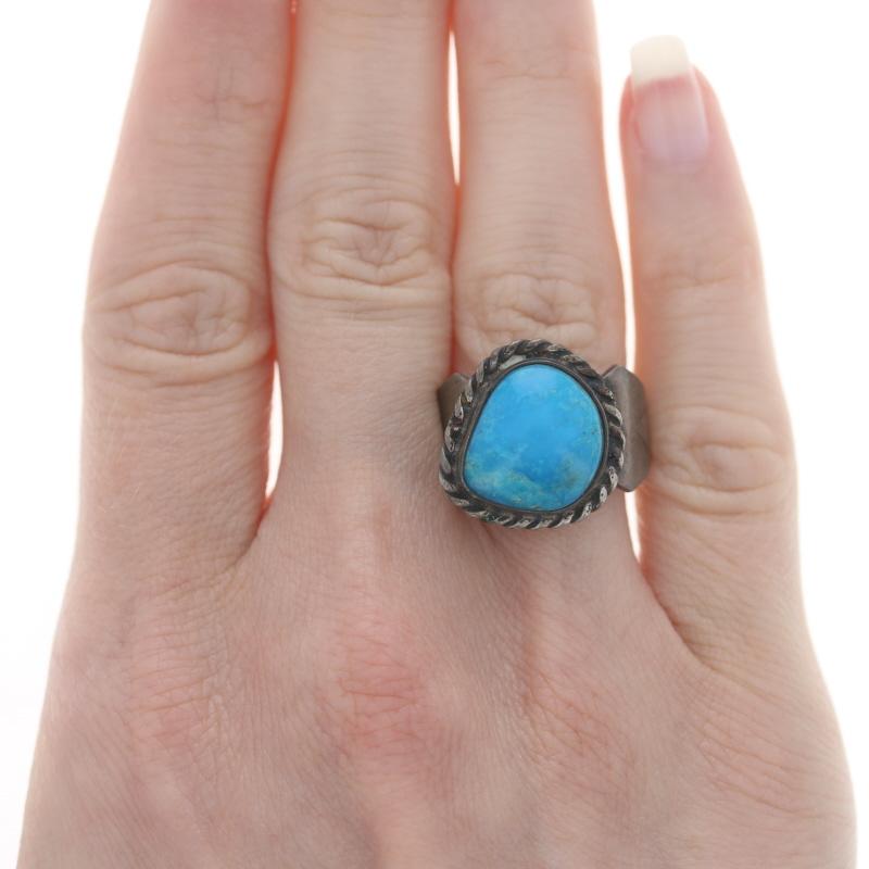 Mixed Cut Native American Turquoise Cocktail Solitaire Ring - Sterling Silver 925 For Sale