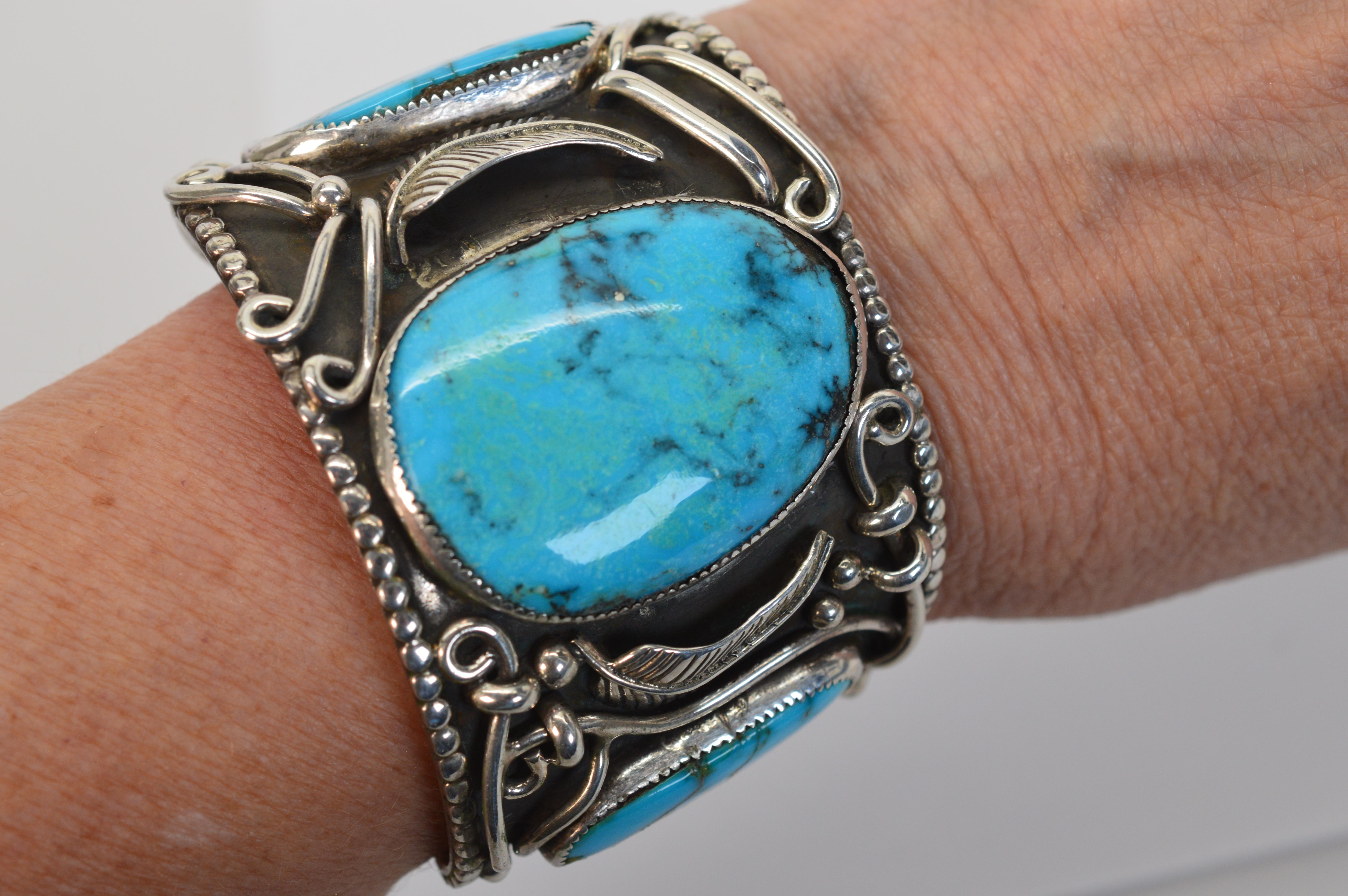 Bracelet manchette en argent sterling et turquoise d'Amérique du Nord en vente 3