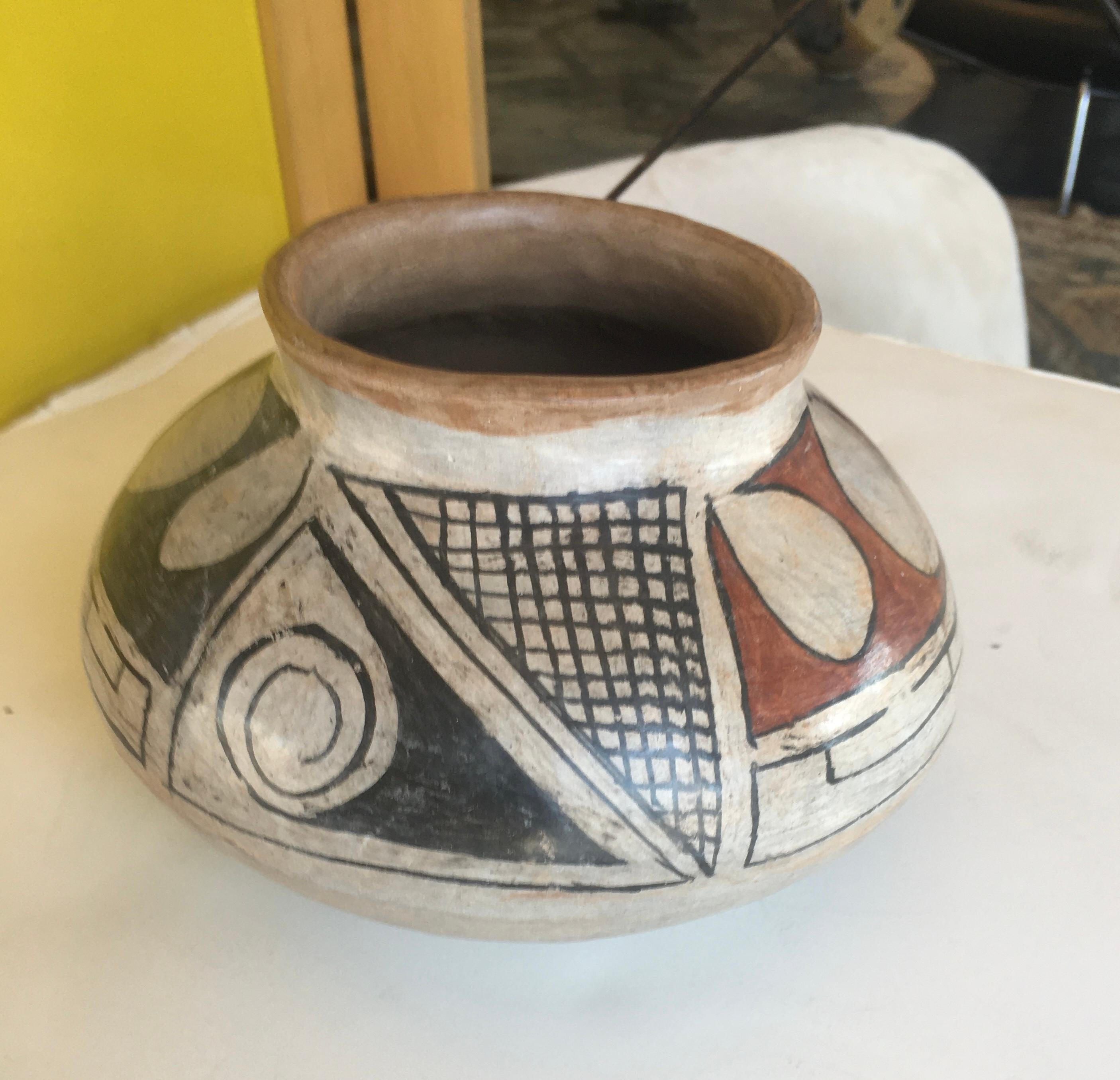 20th Century Native American Vase, 1930s For Sale