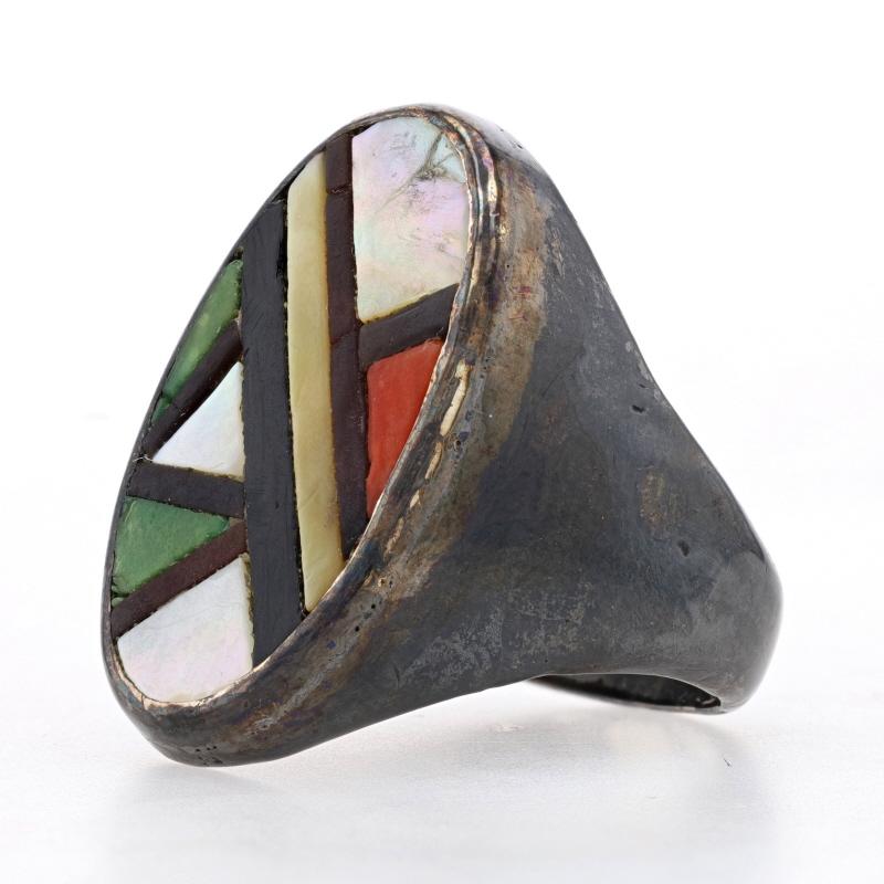 Native American Vintage Mother of Pearl Turquoise Men's Ring Sterling Sz 10 3/4 In Good Condition For Sale In Greensboro, NC
