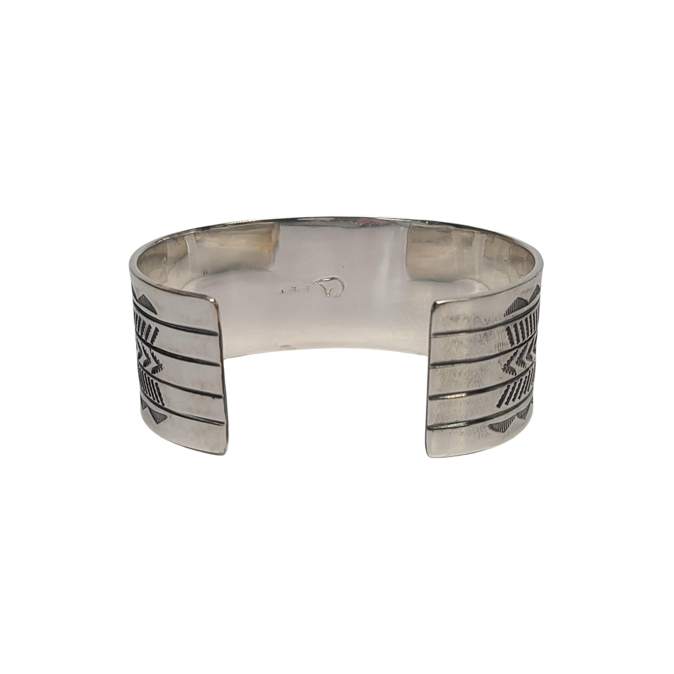 Zuni Myron Panteah Sterlingsilber-Manschettenarmband, Indigene Kunst (Nord-/Südamerika) im Zustand „Gut“ in Washington Depot, CT