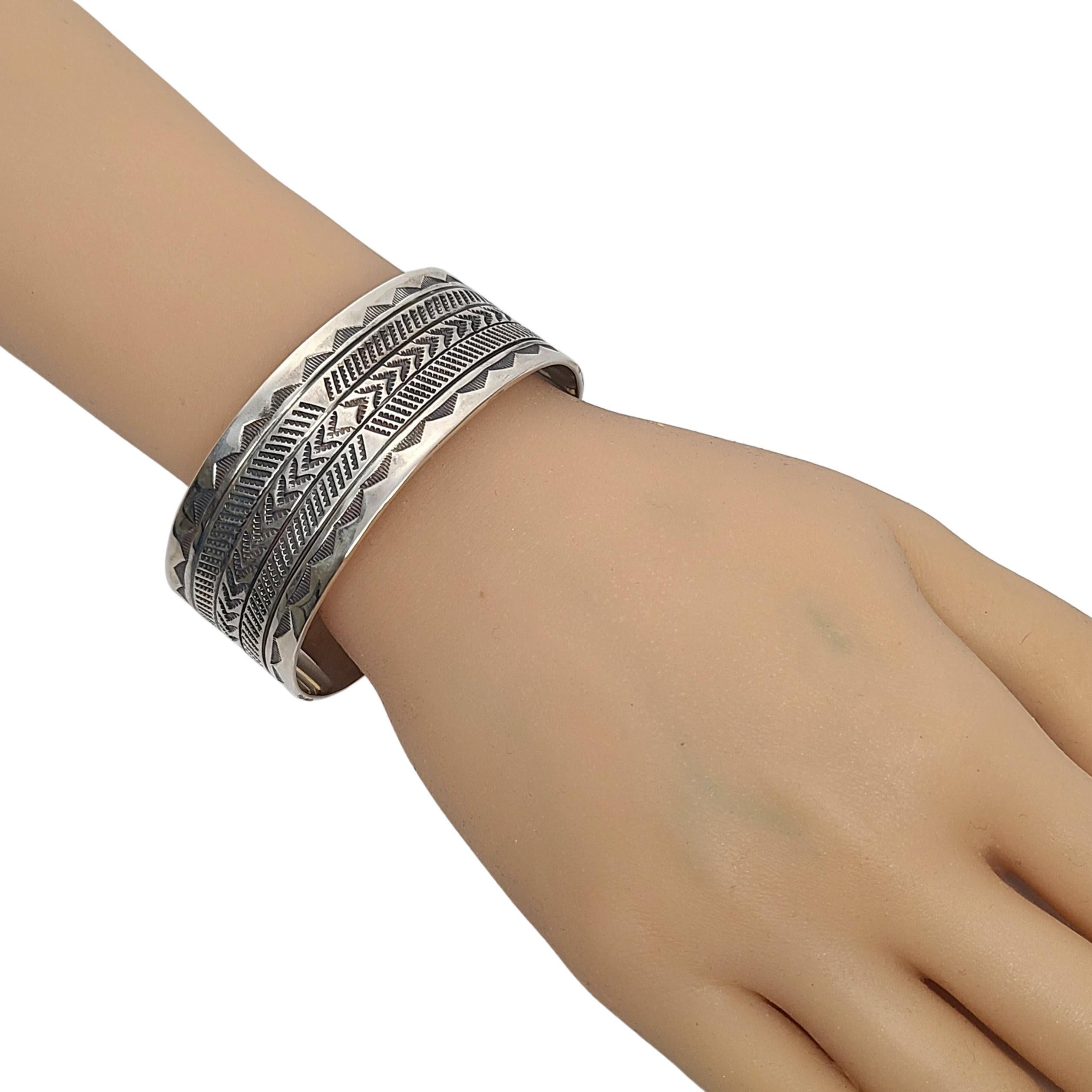 Zuni Myron Panteah Sterlingsilber-Manschettenarmband, Indigene Kunst (Nord-/Südamerika) 4