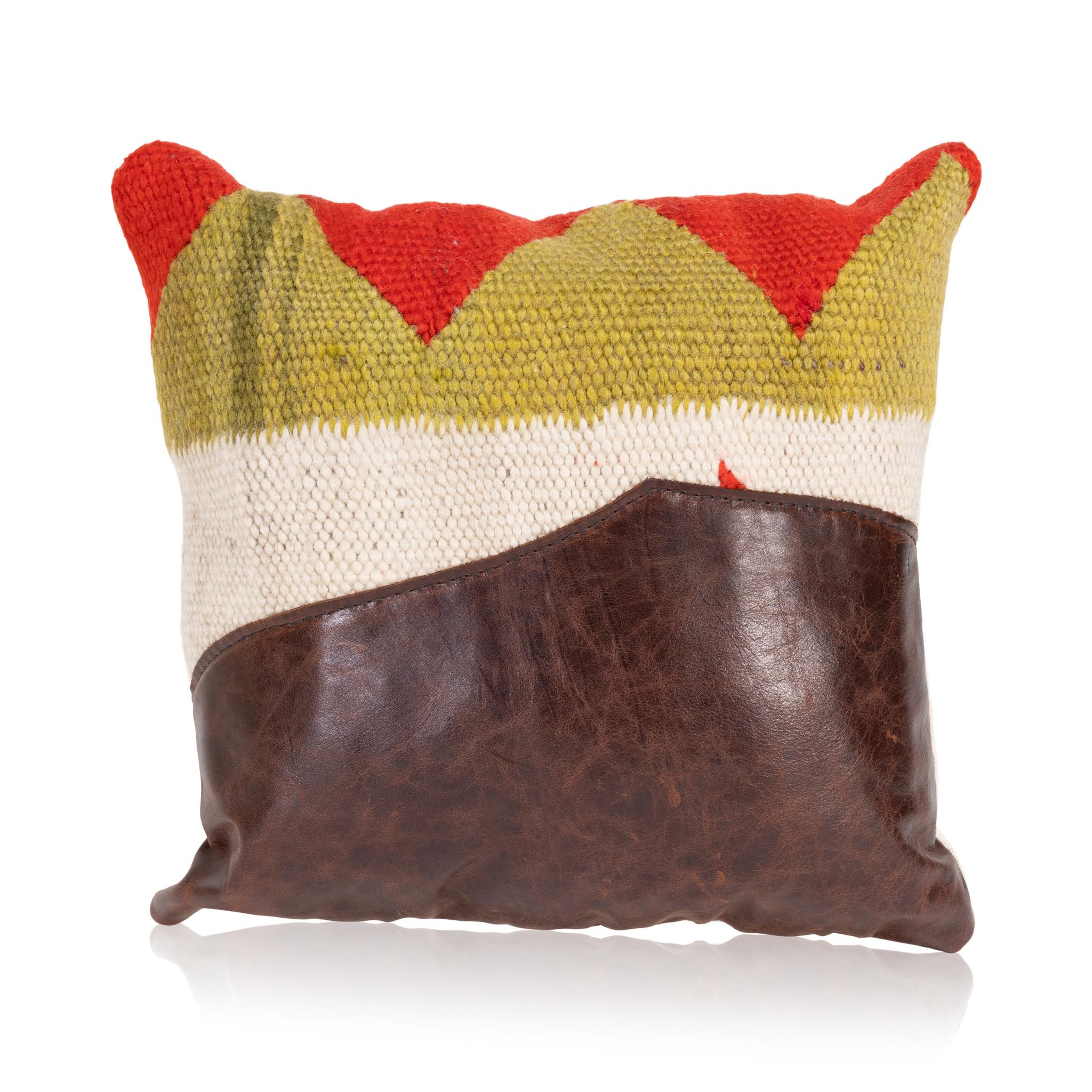 Almohada Native Lodge en Nuevo estado para la venta en Coeur d'Alene, ID