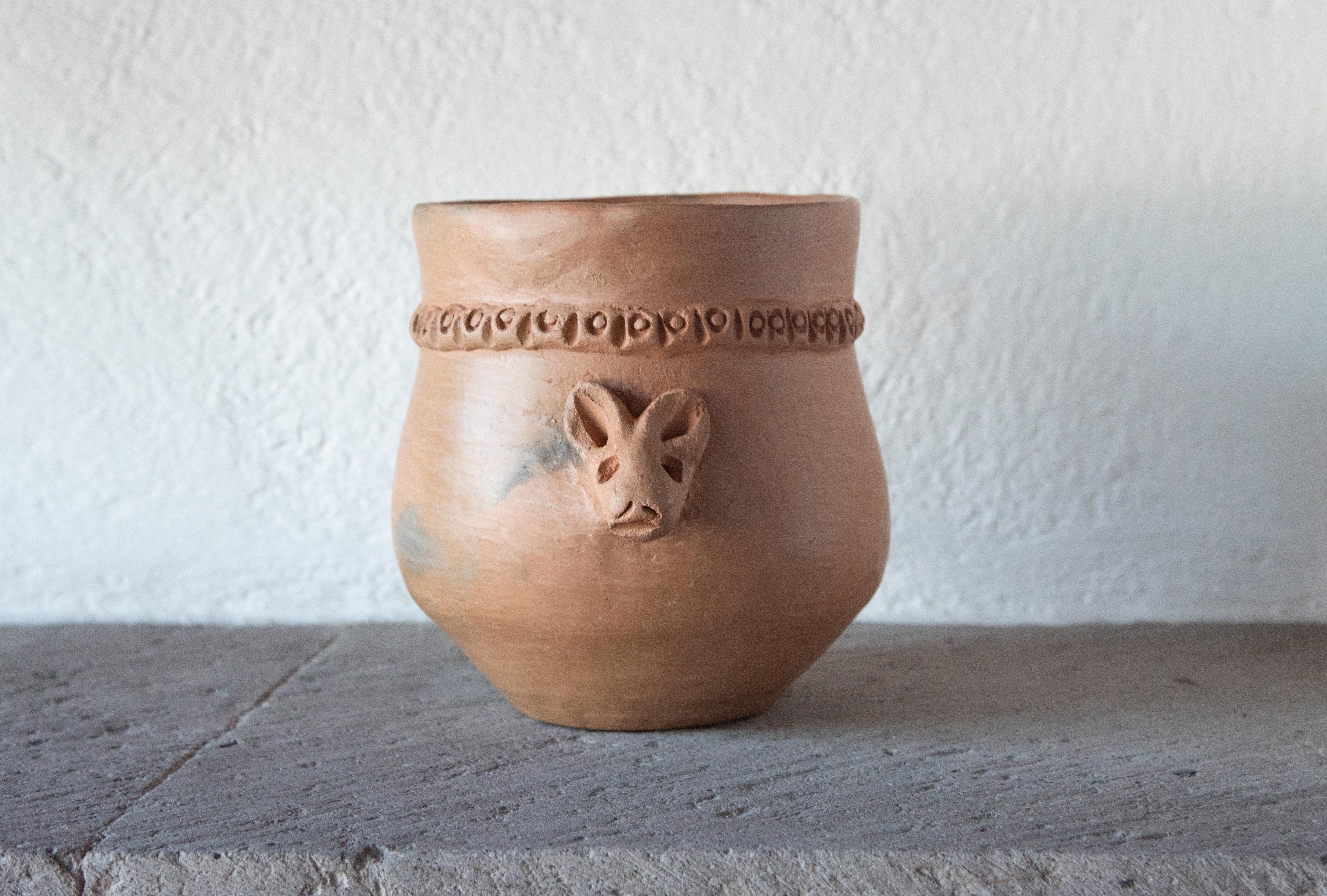 Native mexikanische Keramik Ton Topf Gefäß Oaxaca Terracota Volkskunst Maus Kopf Schwanz (Indigene Kunst (Nord-/Südamerika))