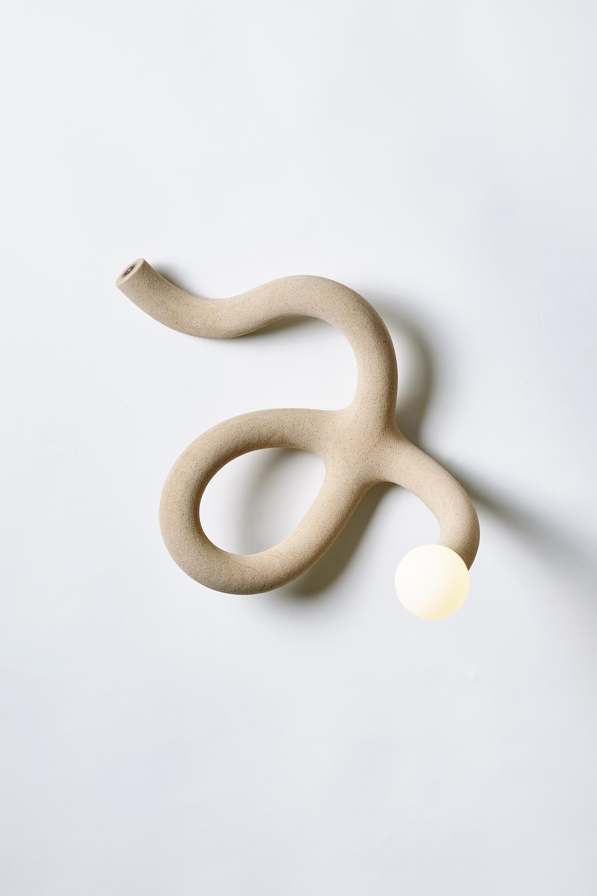 Native Object 14 Wall Light by Hot Wire Extensions
Dimensions: D 25 x W 54 x H 43 cm 
Materials: Waste nylon powder, locally sourced beige sand, copper pipe, hand-blown glass bulbs.
4.5 kg

Different sands and colors upon request.

All our lamps can
