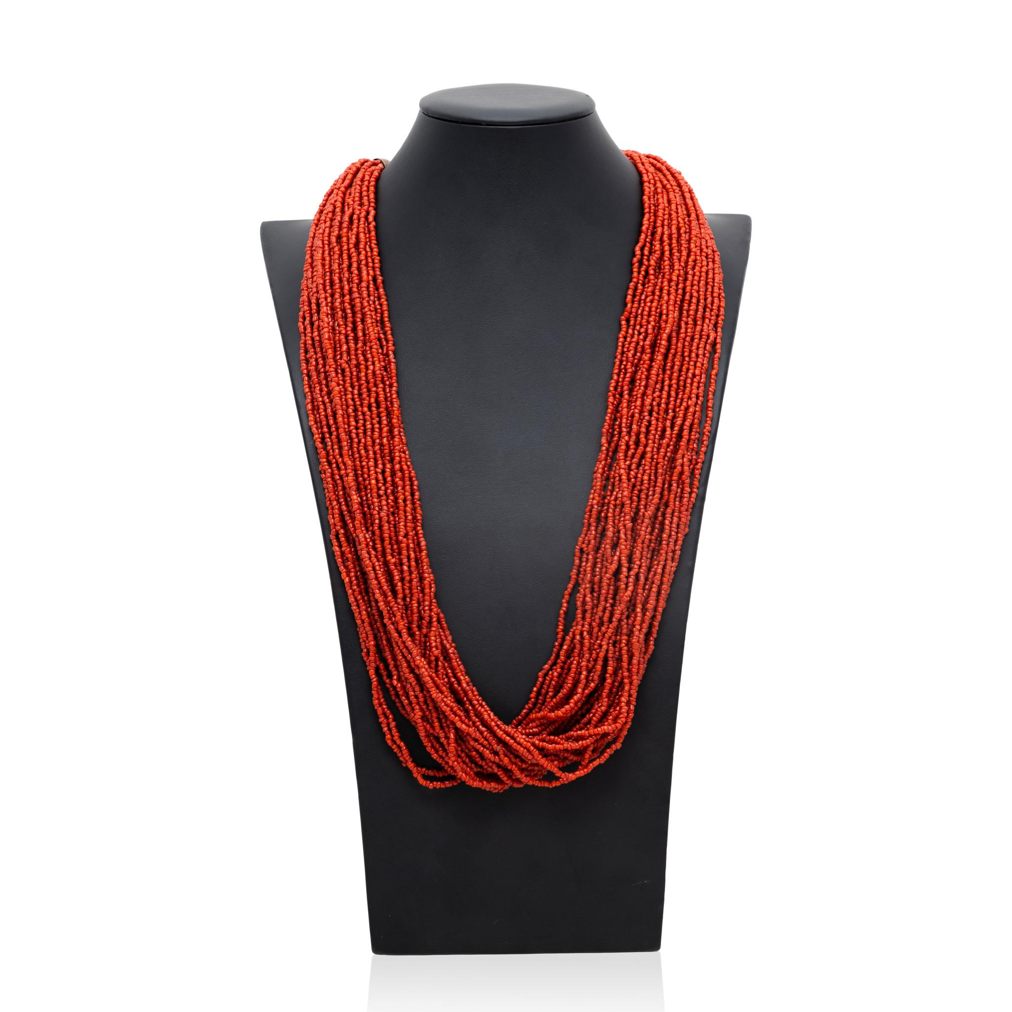 Native Red Coral Perlenkette für Damen oder Herren im Angebot