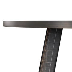 Native Sahara Noir Round Dining Table