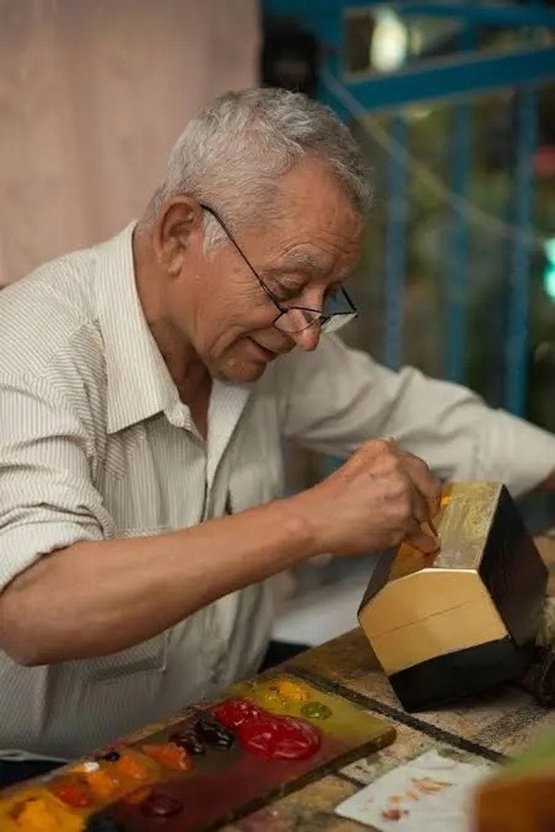 Scène de Nativité Art populaire mexicain Gourde peinte  20ème siècle Neuf - En vente à Queretaro, Queretaro