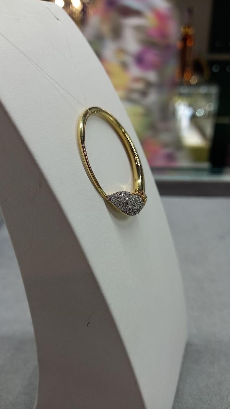 Ring Yellow Gold 18 K 

Diamond 42-RND57-0,88-3/4A
Weight 13,93 grams



With a heritage of ancient fine Swiss jewelry traditions, NATKINA is a Geneva based jewellery brand, which creates modern jewellery masterpieces suitable for every day life.
It