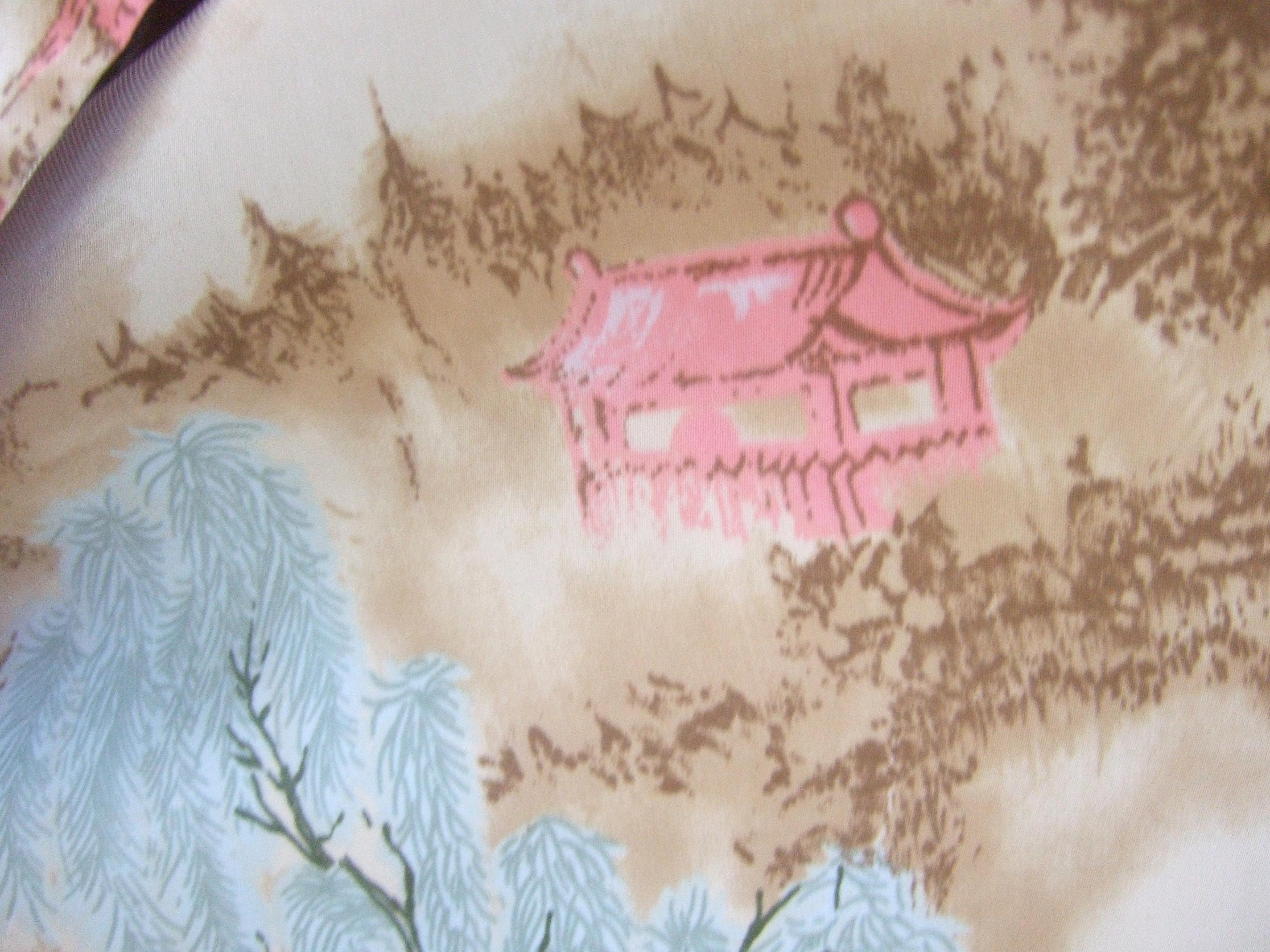 Natori Asian Print Peignoir Duster Robe & Slip Gown Ensemble  circa 1990s For Sale 8