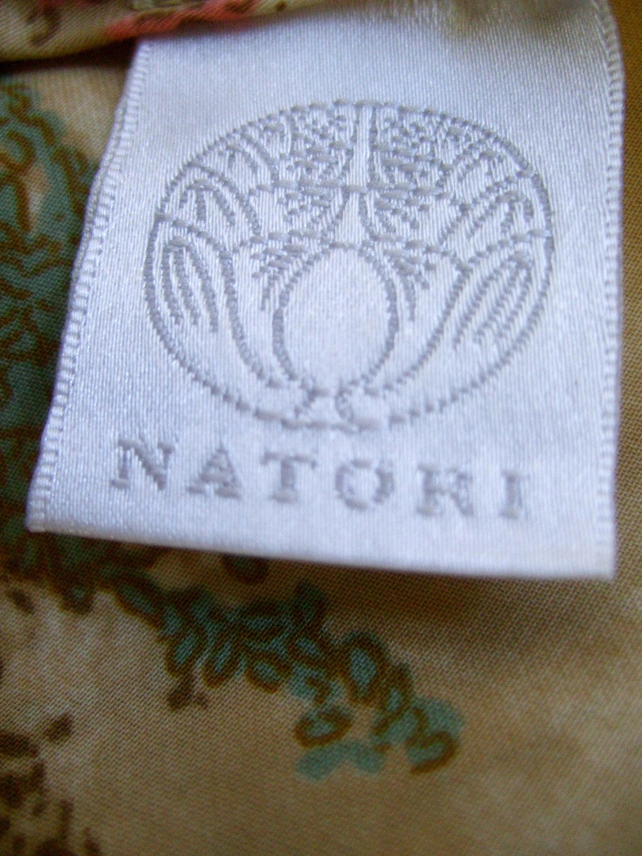Natori Asian Print Peignoir Duster Robe & Slip Gown Ensemble  circa 1990s For Sale 14