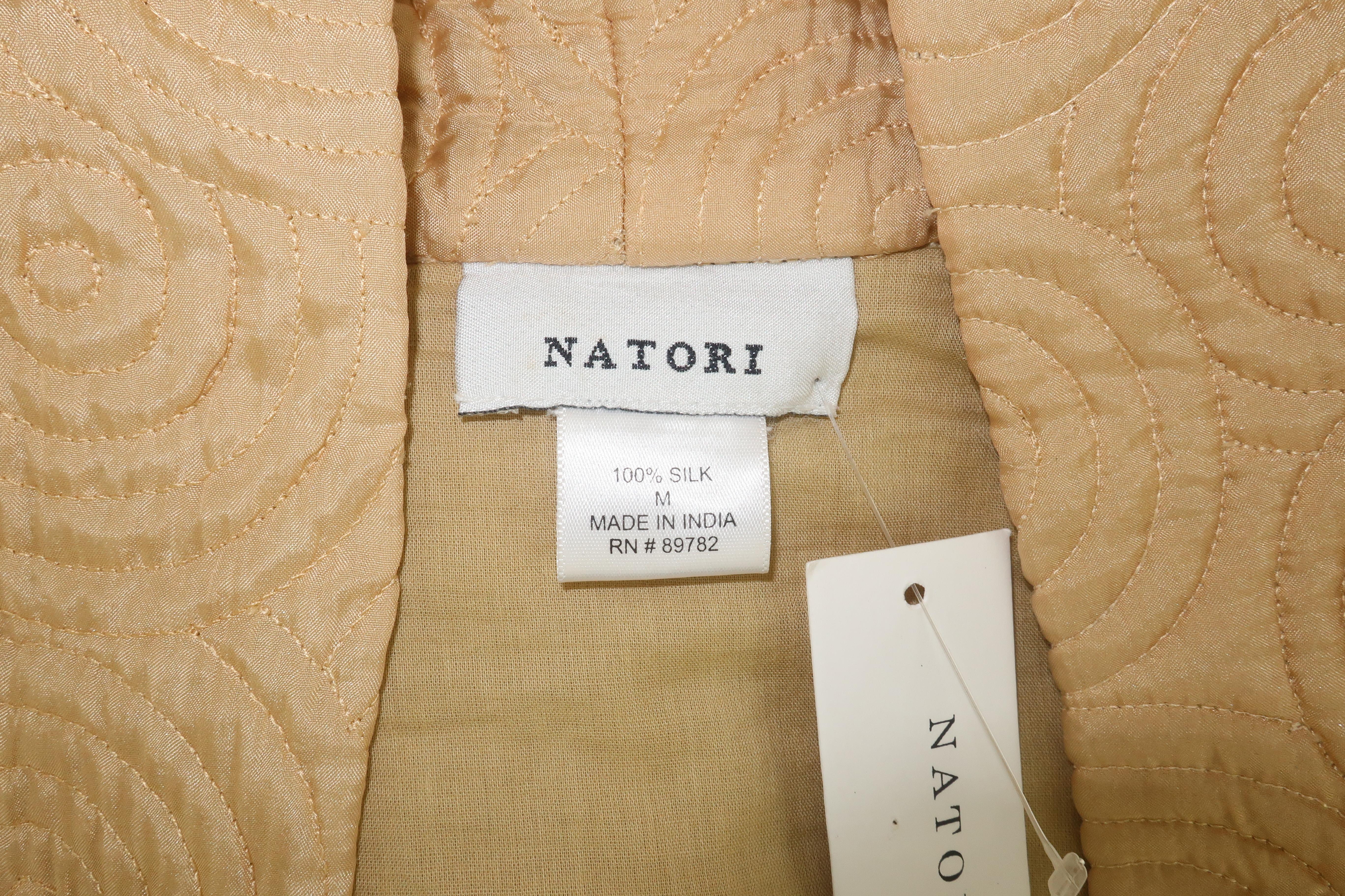Natori - Robe en soie matelassée de style kimono en vente 9