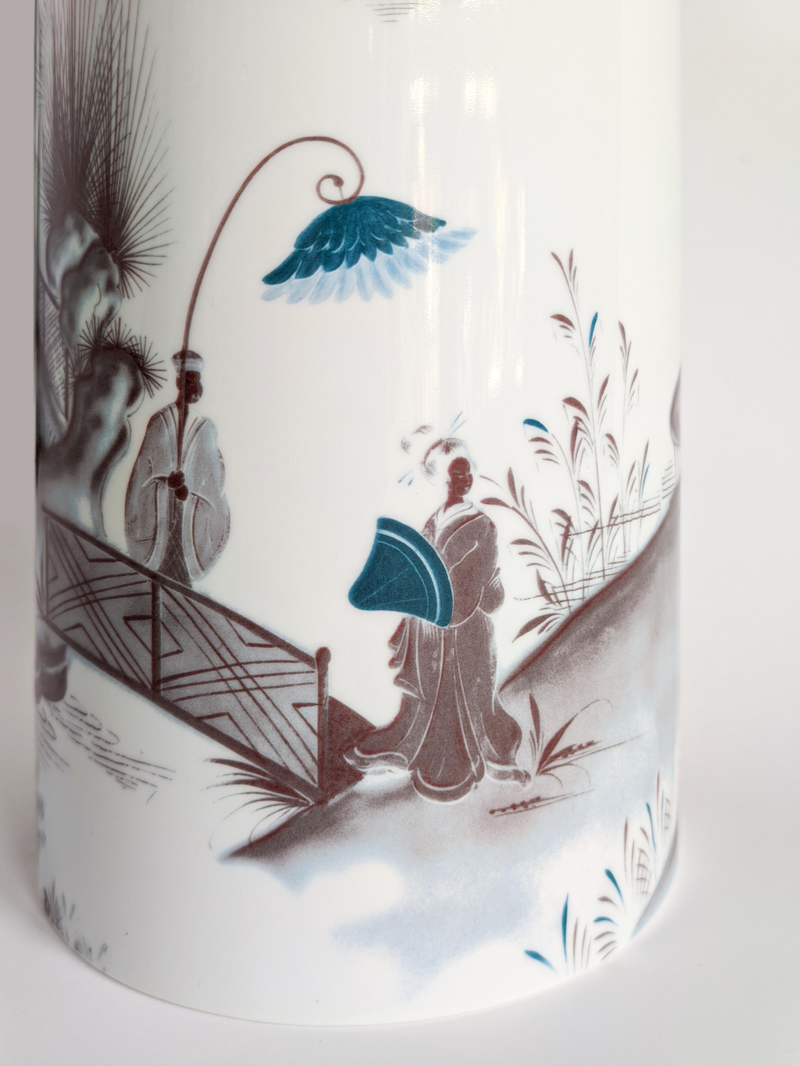 Italian Natsumi, Contemporary Porcelain Vase with Decorative Design by Vito Nesta For Sale