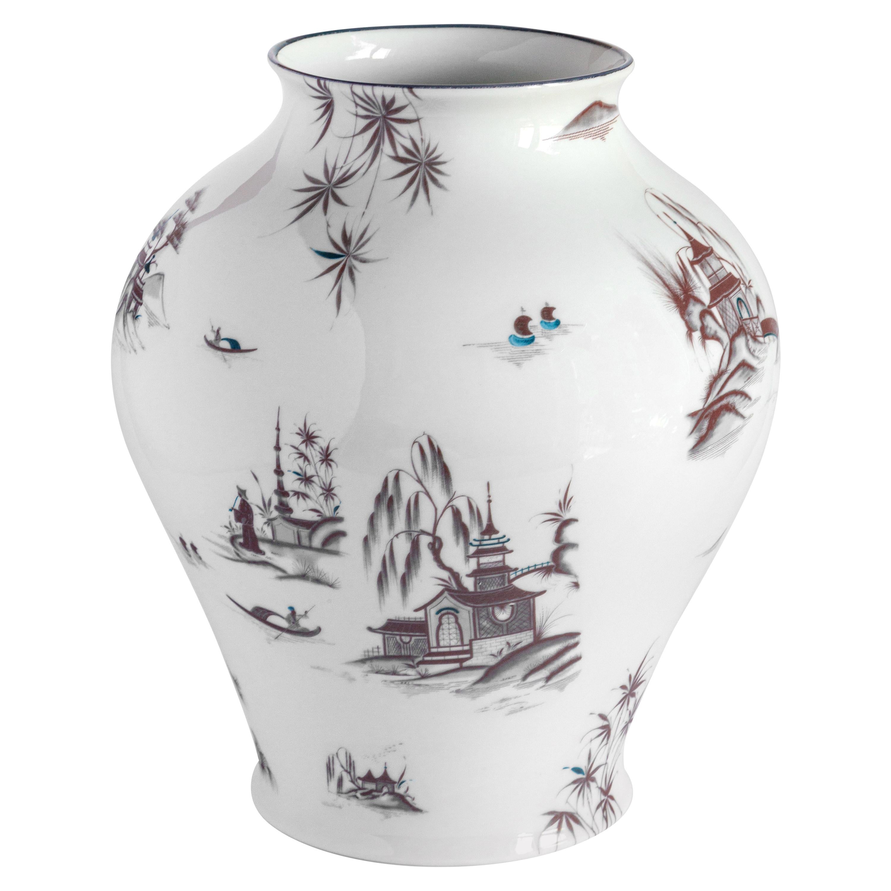 Natsumi, Contemporary Porcelain Vase with Decorative Design by Vito Nesta For Sale