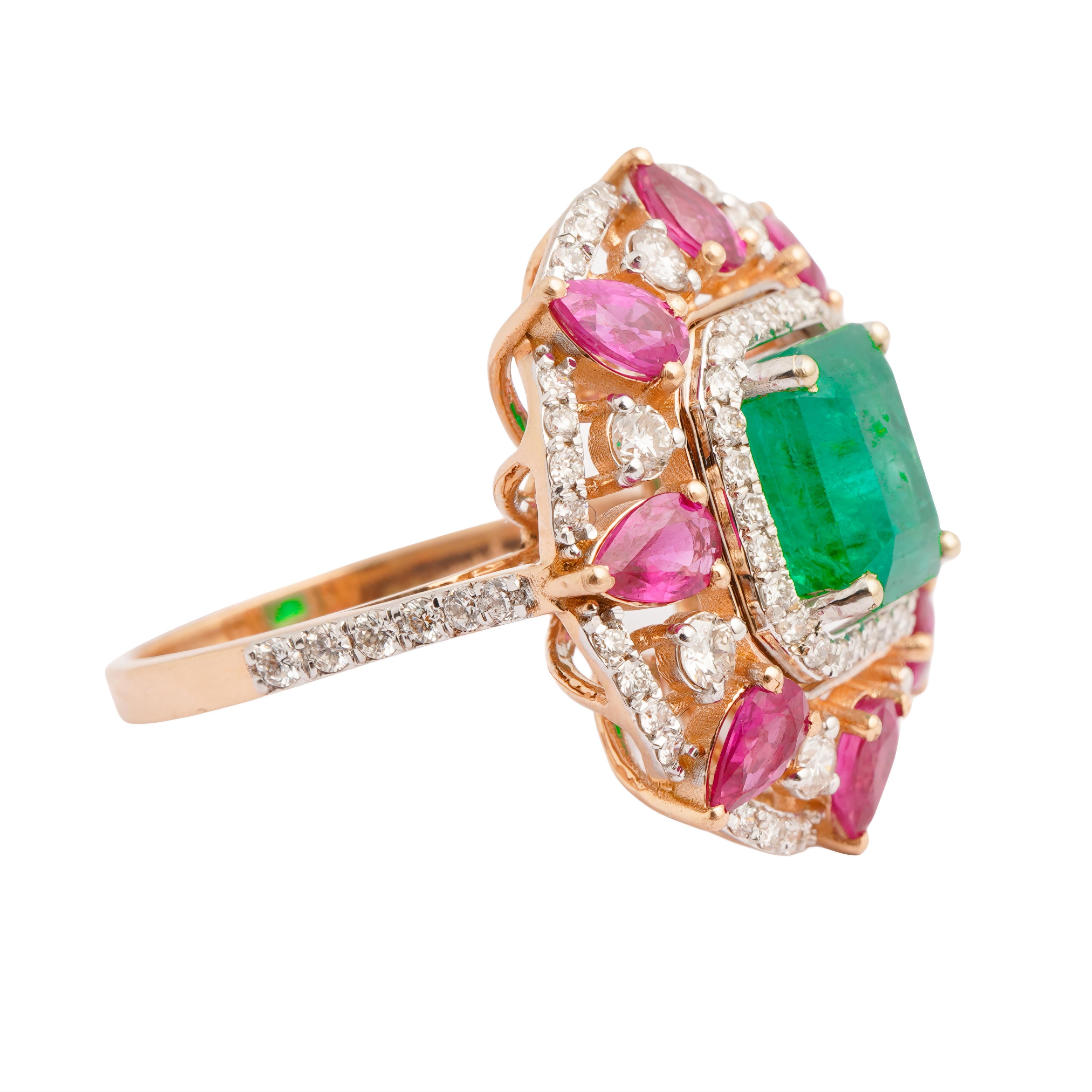 Taglio smeraldo Natual emerald ruby diamond ring in 18k gold in vendita