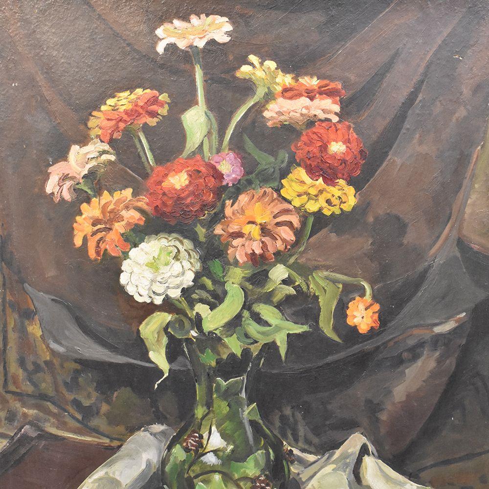 Antique Still Life with Flowers, Proposes a Vase With a Bunch of Red and Yellow Zinnias, an Oil on Wood painting from the first half of the twentieth century. Twentieth century.

It should be noted that the shaped and lacquered wooden frame is