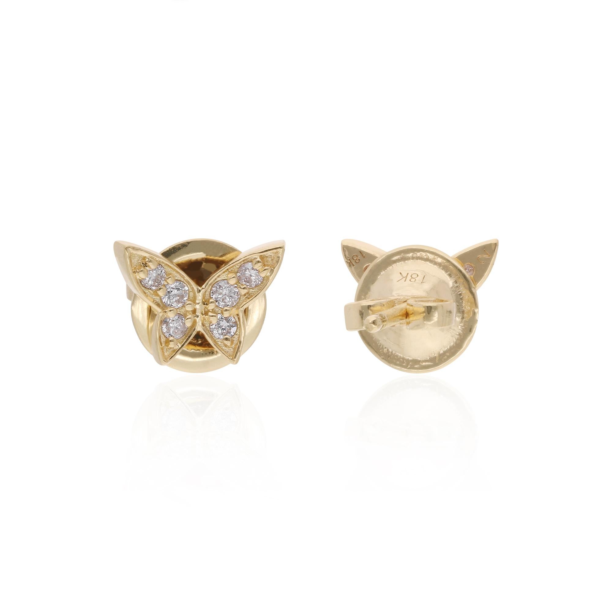 Les boucles d'oreilles sont généralement fabriquées en or jaune 18 carats, qui offre une toile de fond chaude et vibrante au diamant et complète le design papillon. L'or jaune est un choix populaire pour la bijouterie fine en raison de son attrait