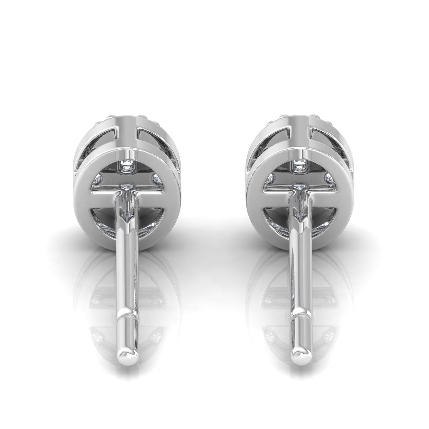 Coulées dans de l'or 18 carats, ces boucles d'oreilles exquises sont serties de 0,20 carats de diamants étincelants.

Suivez la vitrine de Spectrum Jewels pour découvrir la dernière collection et les pièces exclusives. Spectrum Jewels est fièrement