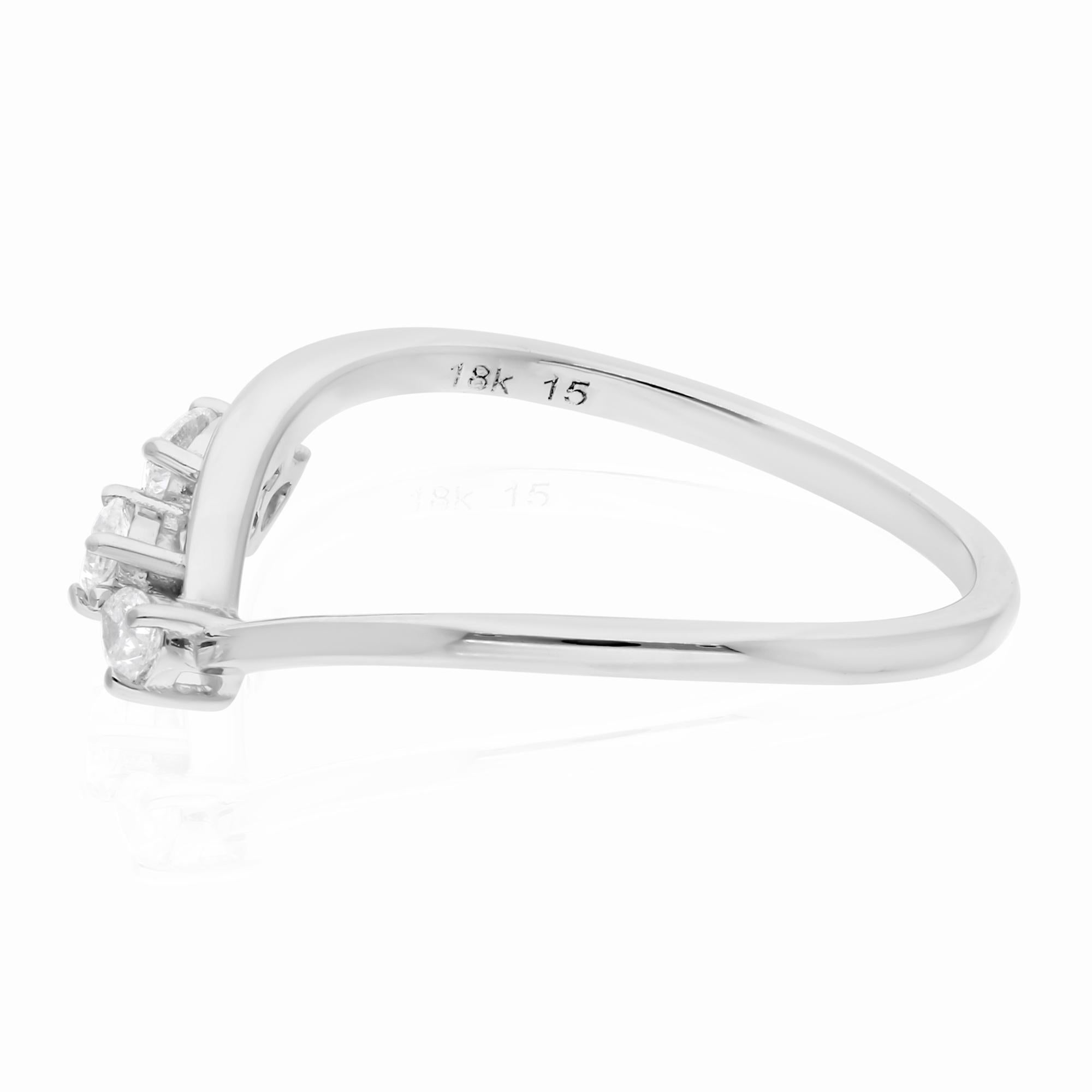 Cast from 18-karat gold, these exquisite ring is handset with 0.21 carats of sparkling diamonds.

The ring is a size 7 and may be resized to larger or smaller upon request. FOLLOW SPECTRUM JEWELS storefront to view the latest collection & exclusive