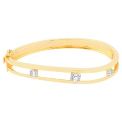Natural 0.25 Carat Baguette & Round Diamond Bangle Bracelet 14 Karat Yellow Gold
