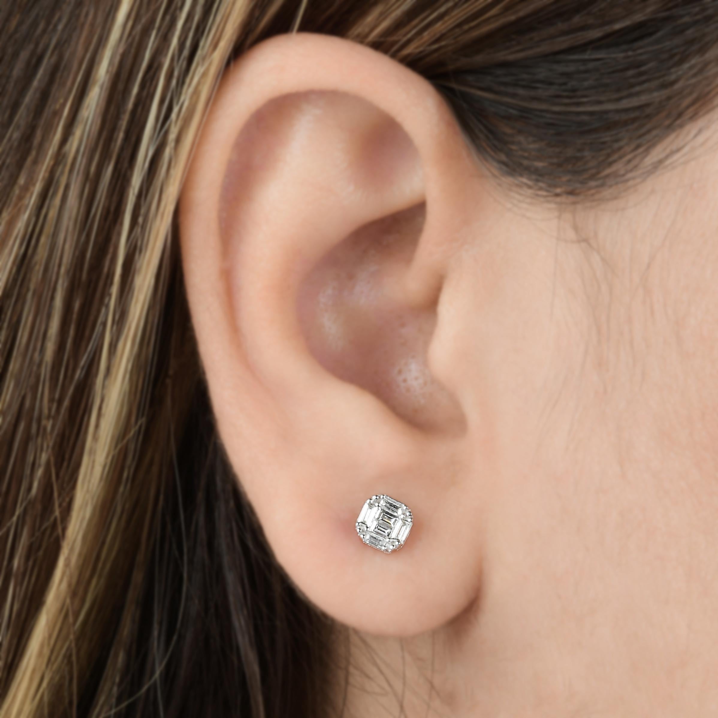 Baguette Cut Natural 0.26 Carat SI/H Baguette Round Brilliant Cut Diamond Earrings White Gold For Sale