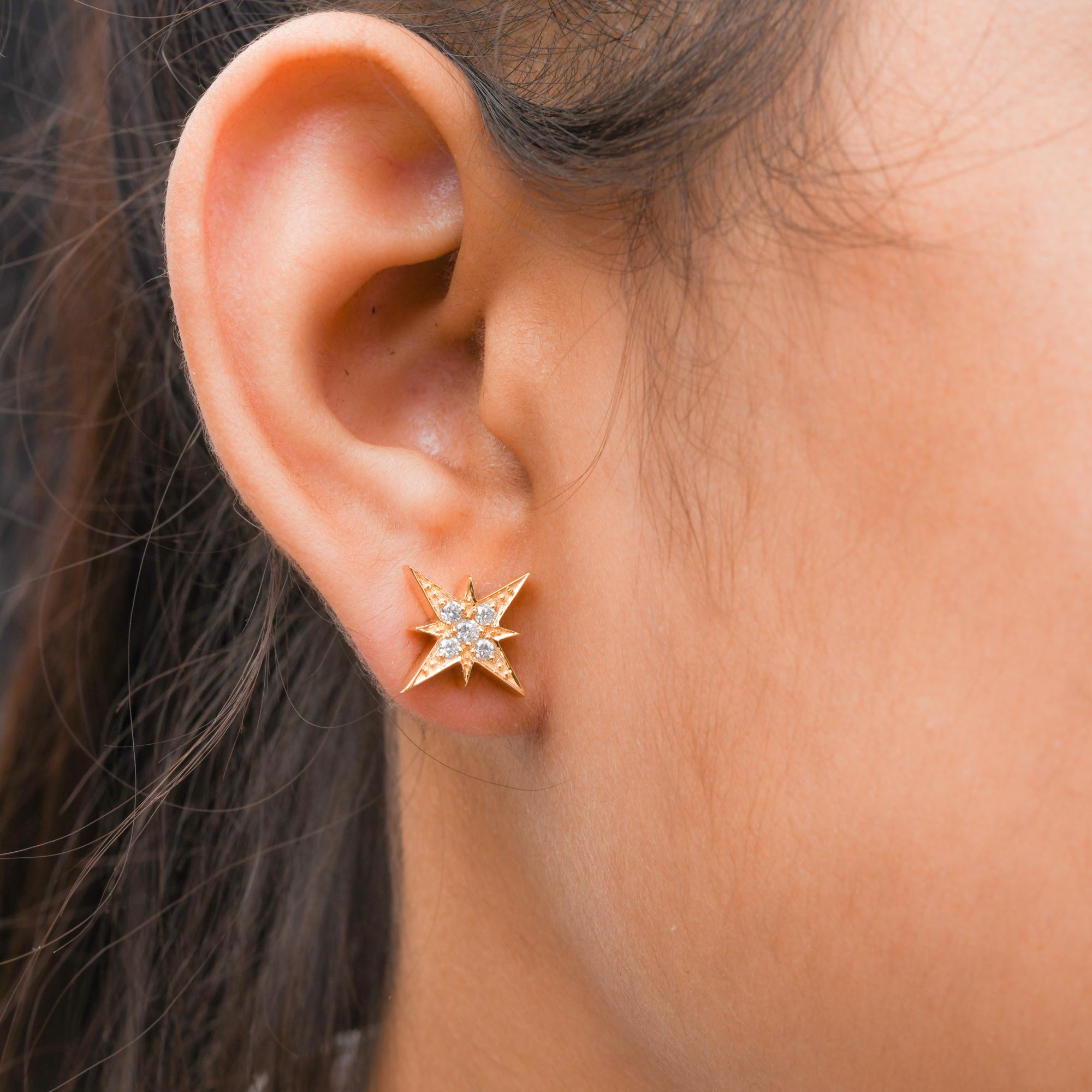 Women's Natural 0.3 Carat SI Clarity HI Color Diamond Star Earrings 14 Karat Yellow Gold For Sale