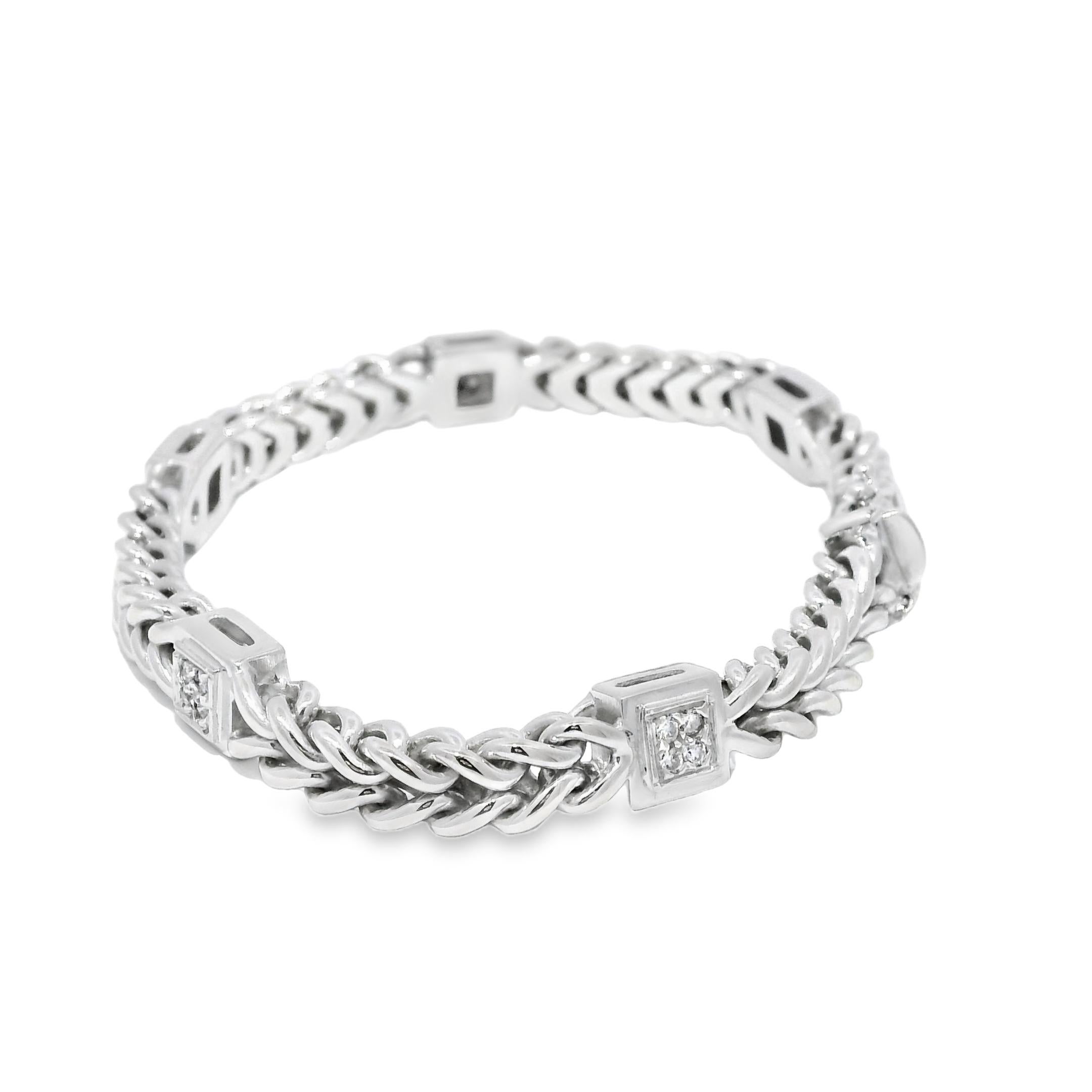 Natural 0.30 Carat Diamond 5-Station 18-Karat Woven Link Bracelet In Stock In Excellent Condition For Sale In Boca Raton, FL