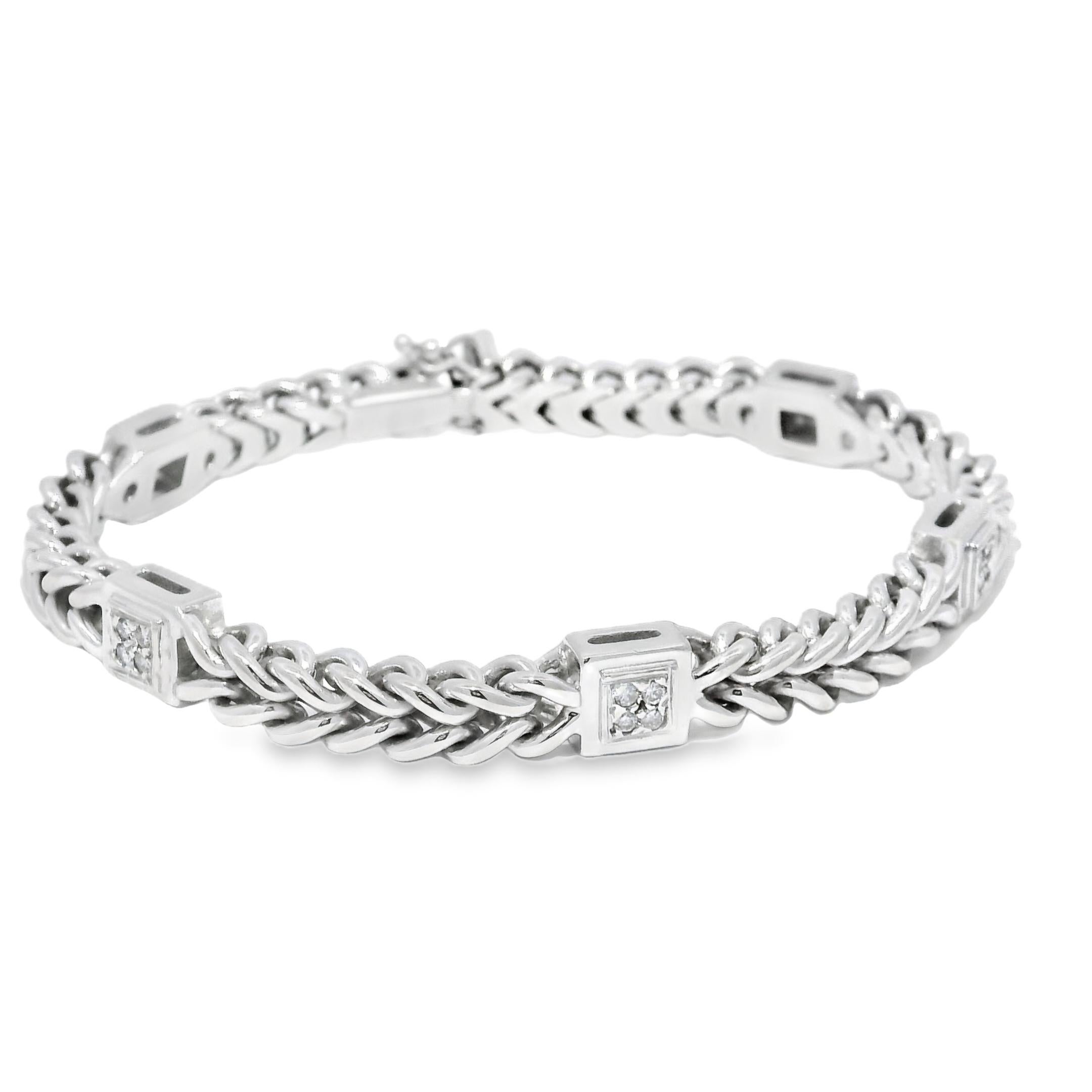 Natural 0.30 Carat Diamond 5-Station 18-Karat Woven Link Bracelet In Stock For Sale 2