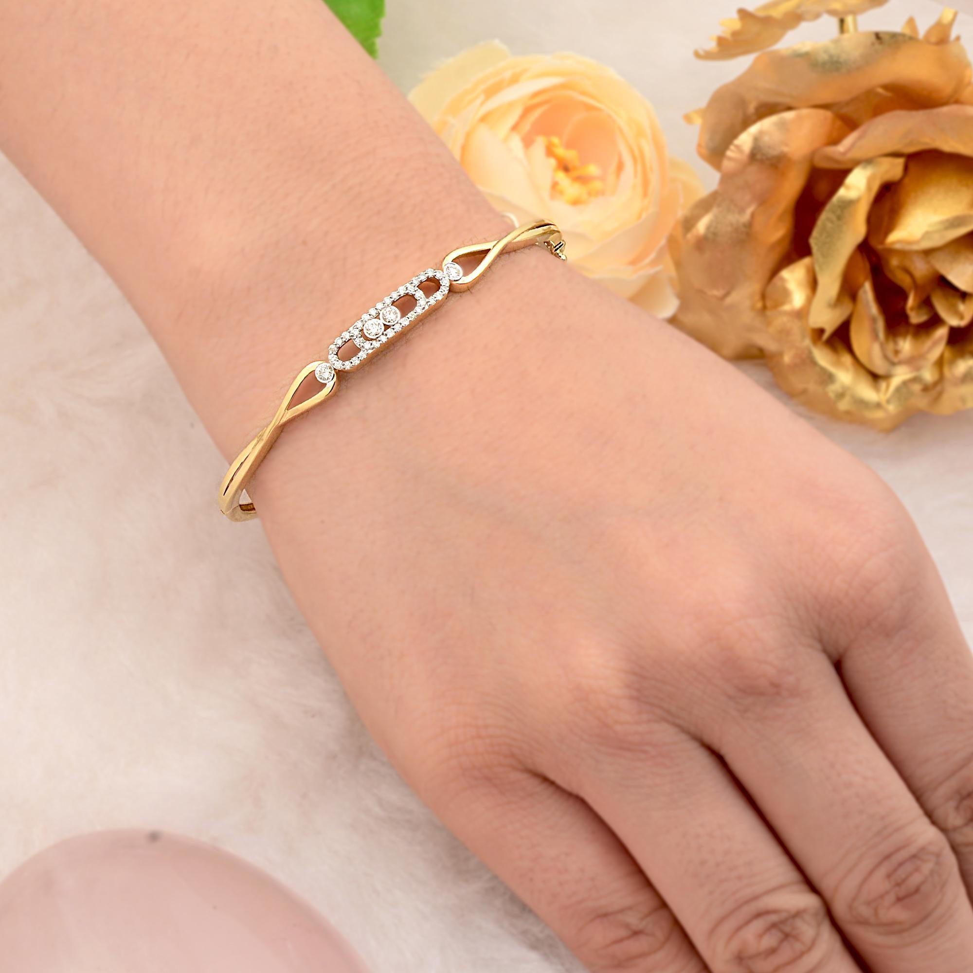 Round Cut Natural 0.34 Carat SI/H Diamond Pave Bangle Bracelet 14 Karat Yellow Gold For Sale