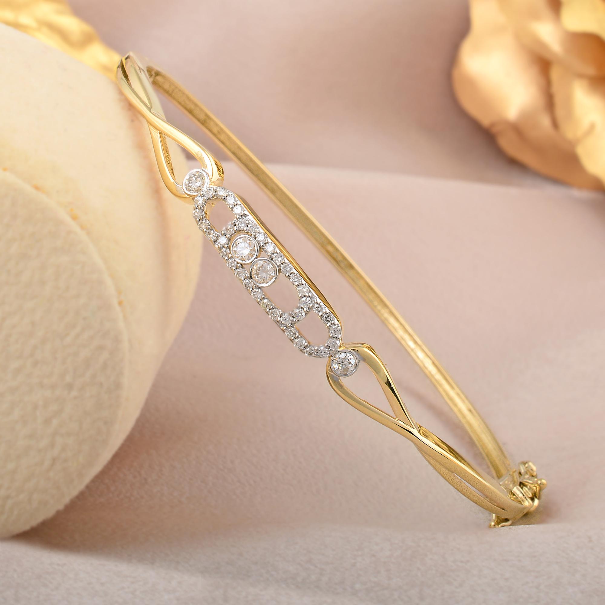 Natural 0.34 Carat SI/H Diamond Pave Bangle Bracelet 14 Karat Yellow Gold In New Condition For Sale In Diera, Dubai