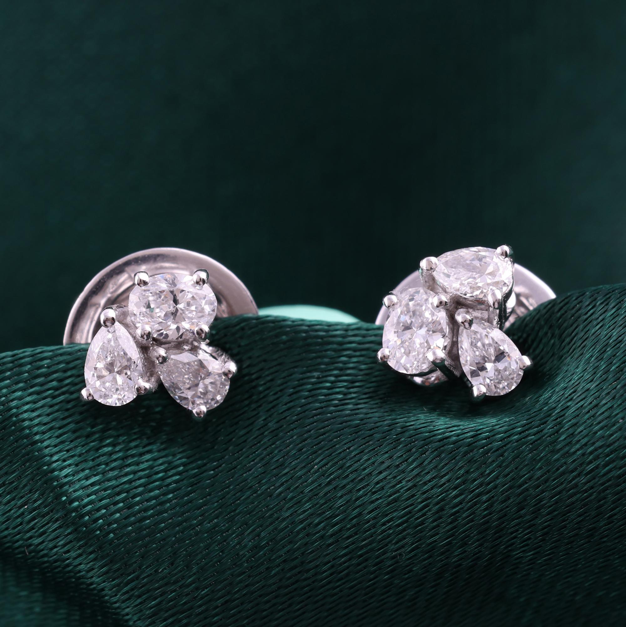 Pendientes de diamantes ovalados pera SI/H naturales de 0,36 quilates Joyas de oro blanco de 9 quilates en Nuevo estado para la venta en Diera, Dubai