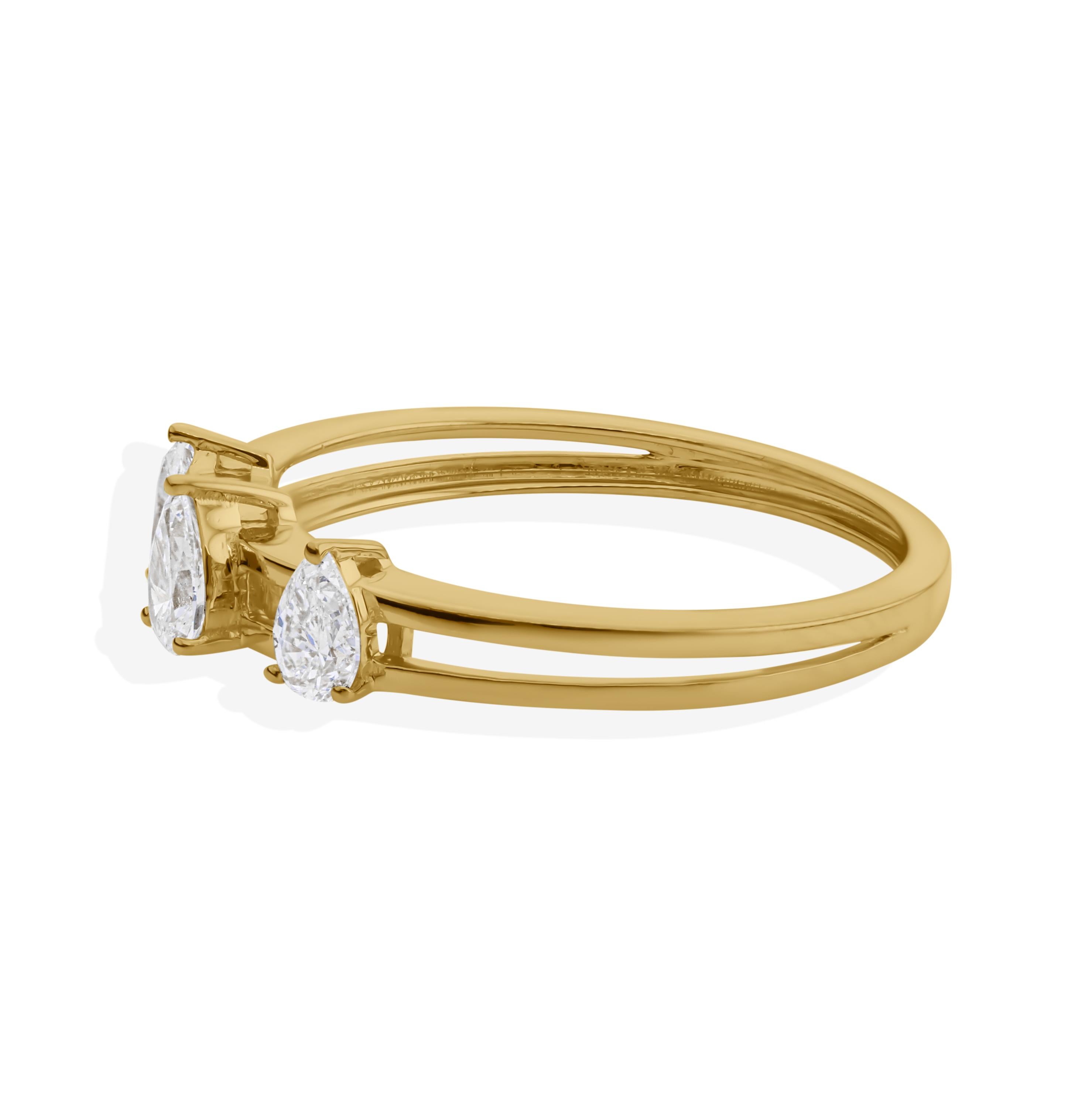 Natural 0.47 Carat SI Clarity HI Color Pear Diamond Ring 18 Karat Yellow Gold In New Condition For Sale In Diera, Dubai