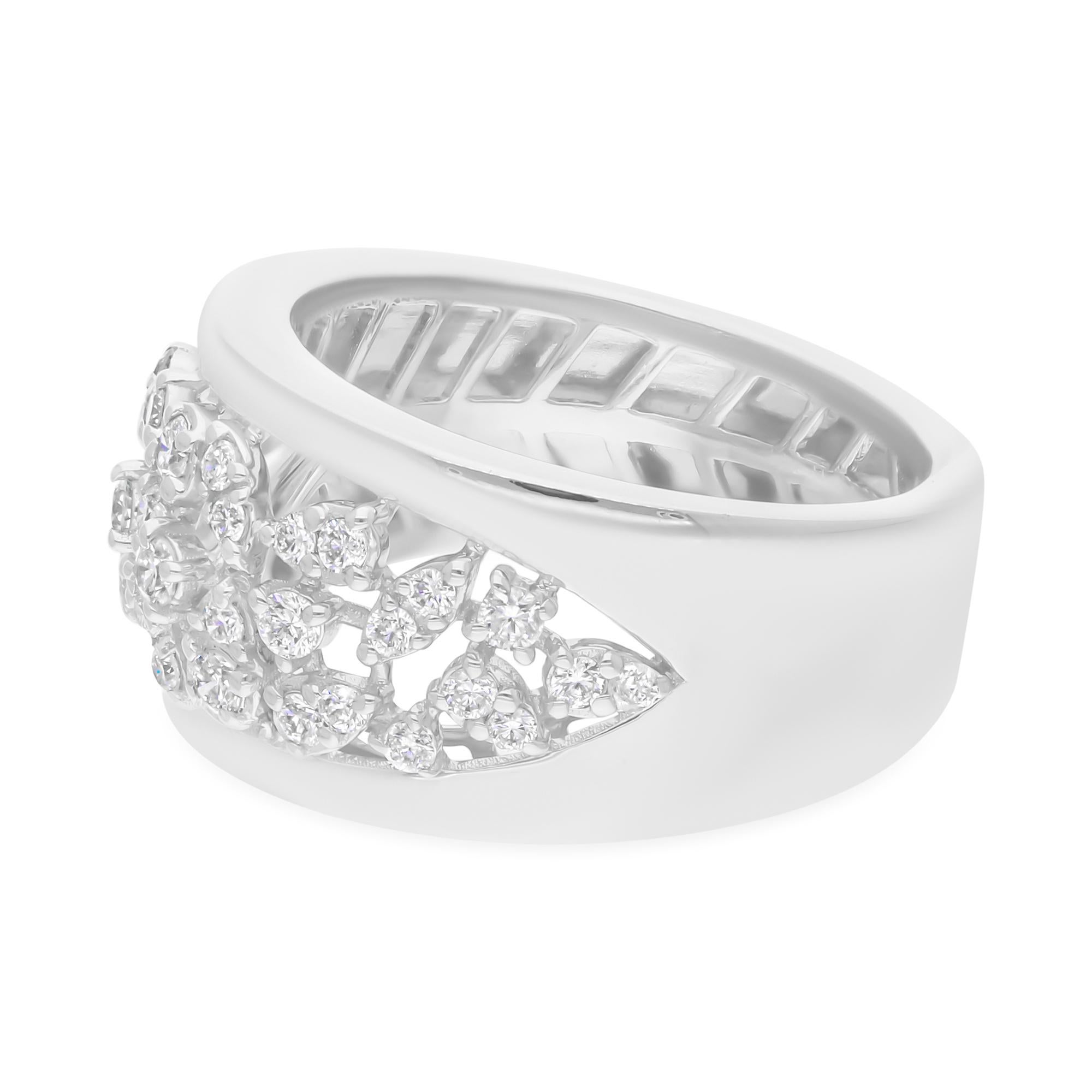 Modern Natural 0.47 Carat SI/H Round Brilliant Cut Diamond Ring 18k White Gold Jewelry For Sale