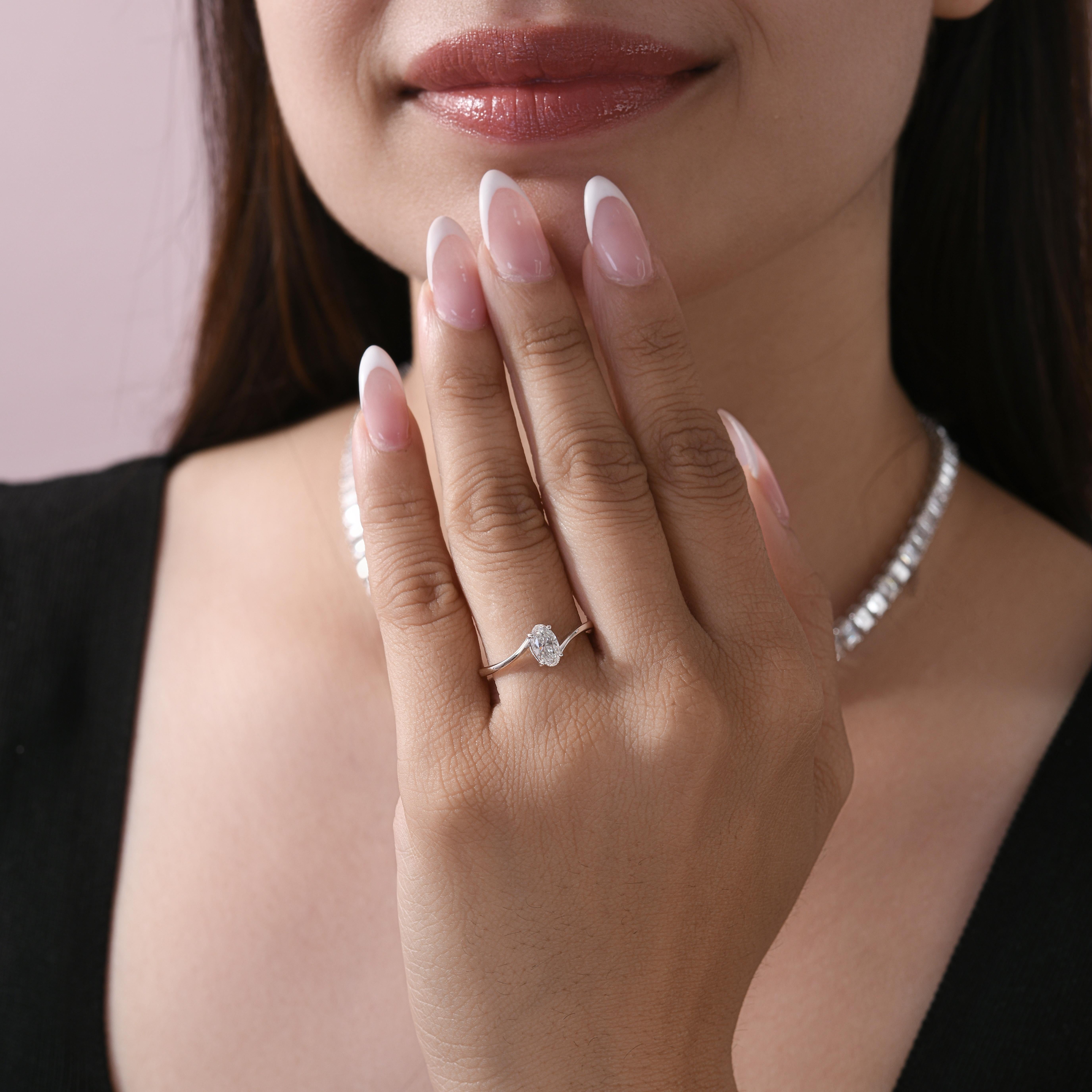 Im Angebot: Natürlicher 0,52 Karat SI Reinheit HI Farbe Oval Diamantring 18 Karat Weißgold () 6