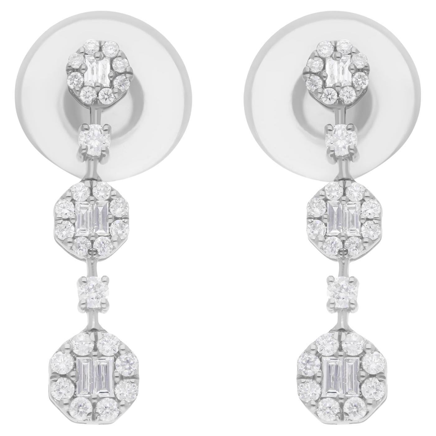 Boucles d
oreilles en or blanc 18 carats avec diamants ronds de 0,54 carat SI/H