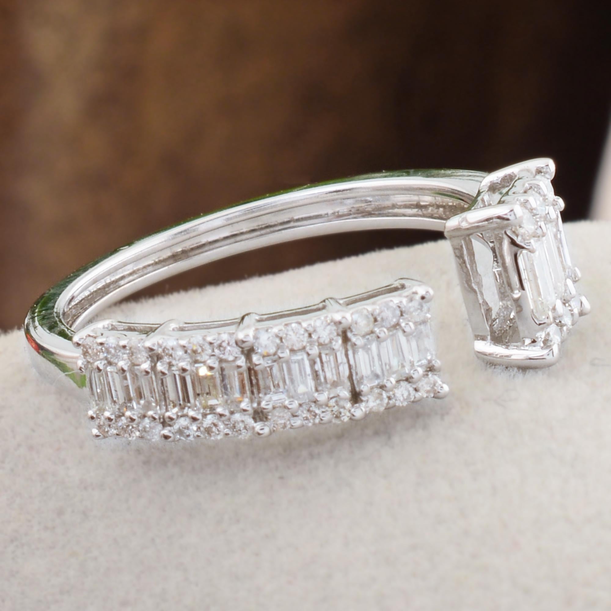 Natural 0.55 Carat SI/H Baguette Brilliant Cut Diamond Cuff Ring 10k White Gold In New Condition For Sale In Diera, Dubai