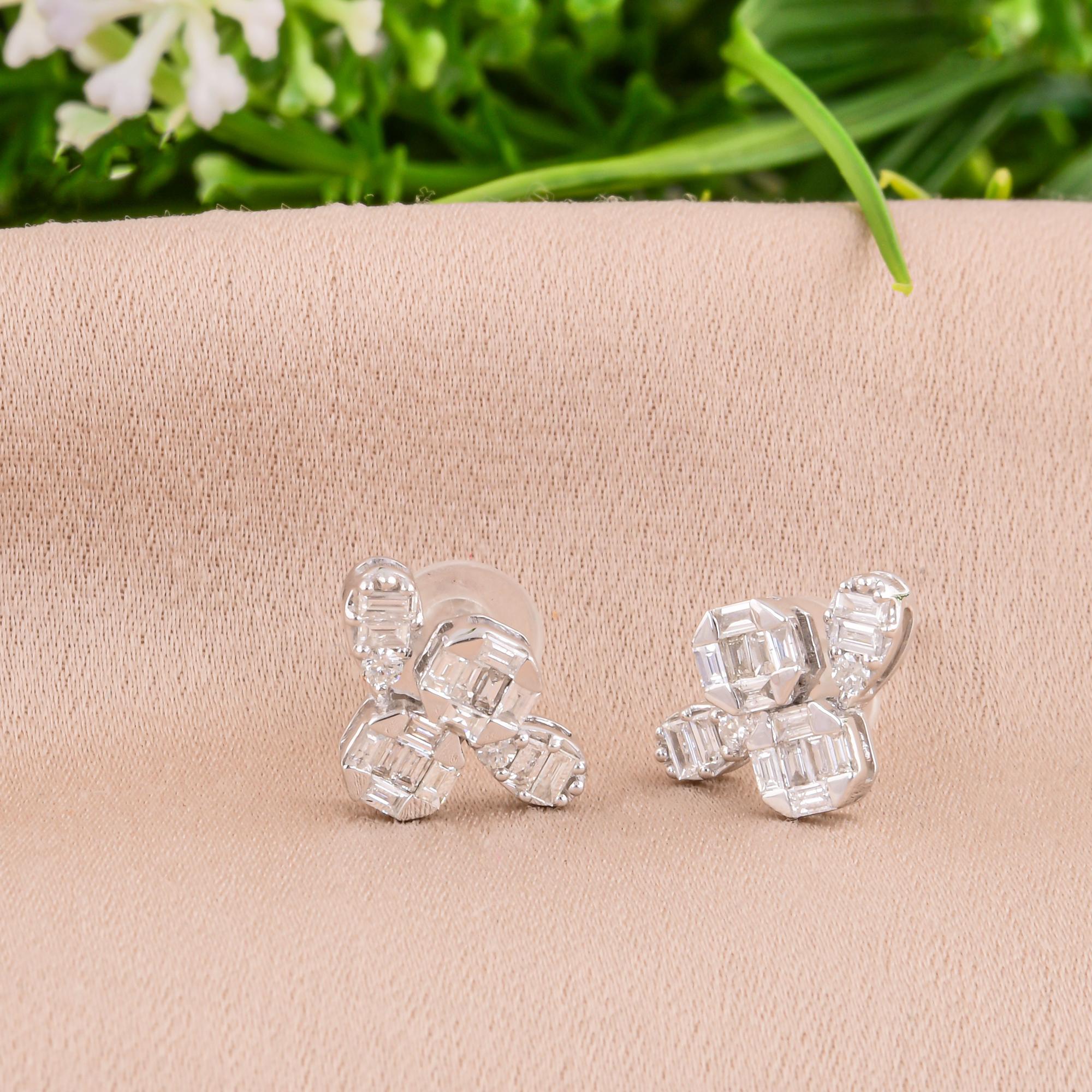 Natürliche 0,56 Karat SI/H Smaragdschliff Diamant-Ohrringe 18 Karat Weißgold Schmuckschmuck (Moderne) im Angebot