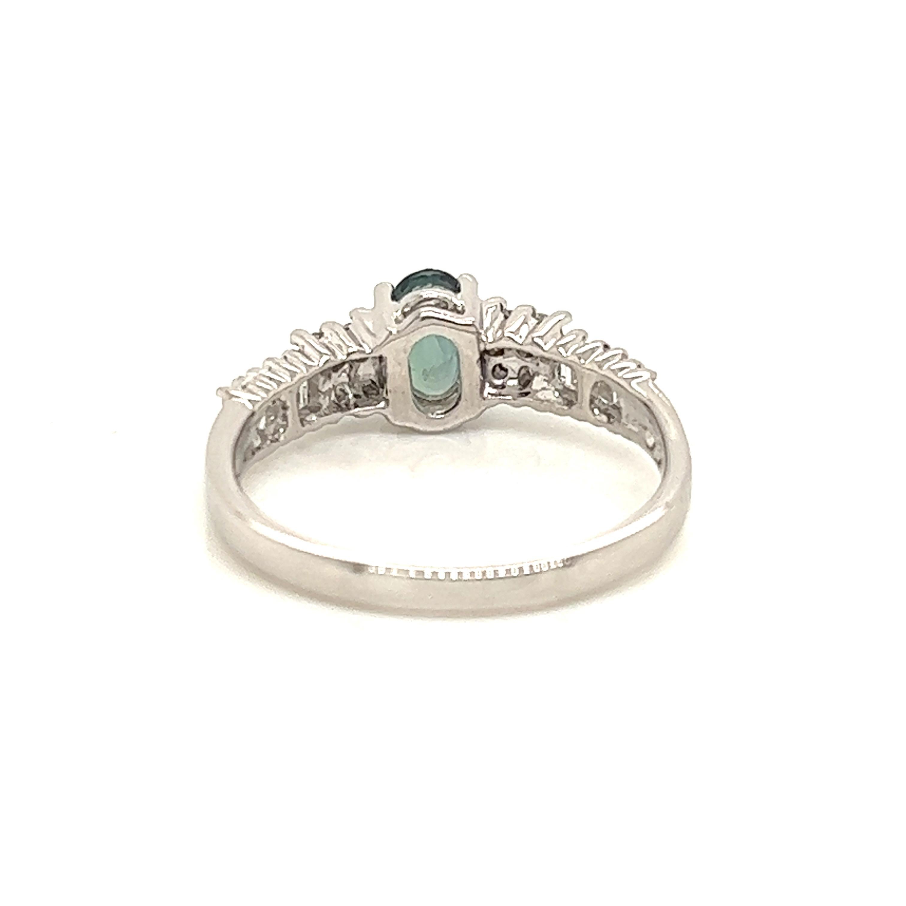 Natürlich 0,61 Karat. Alexandrit & Diamant Vintage-Ring im Zustand „Neu“ im Angebot in New York, NY