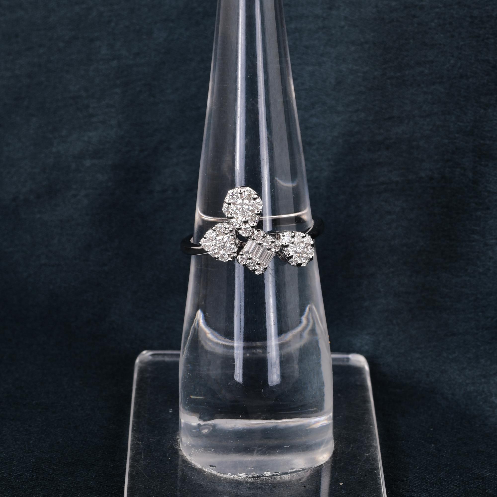 Modern Natural 0.60 Carat SI Clarity HI Color Diamond Designer Ring 18 Karat White Gold For Sale