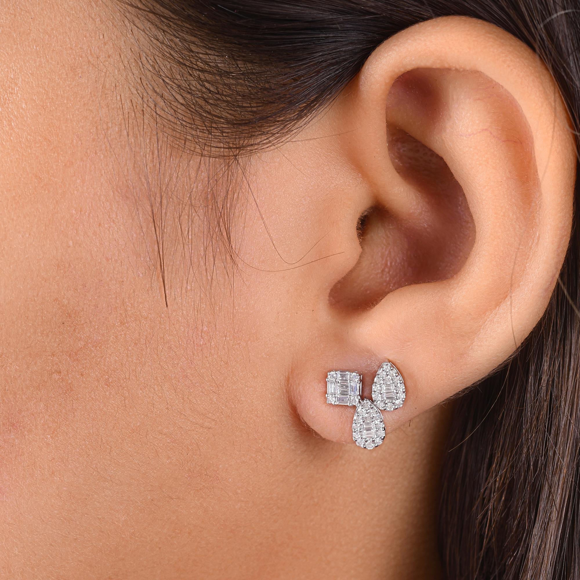 Baguette Cut Natural 0.60 Carat SI/H Baguette Round Diamond Fine Earrings 18 Karat White Gold For Sale